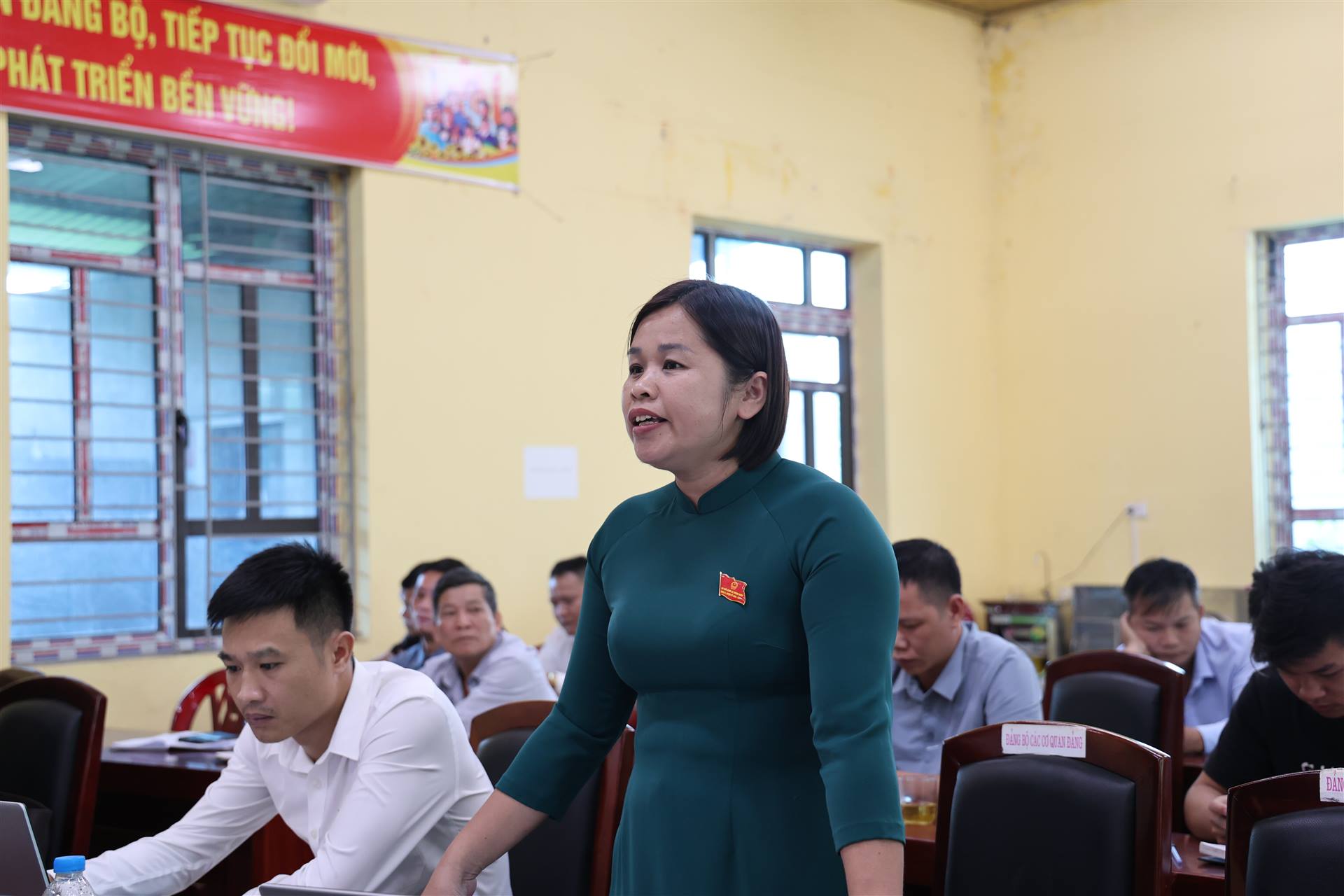 Anh-tin-bai