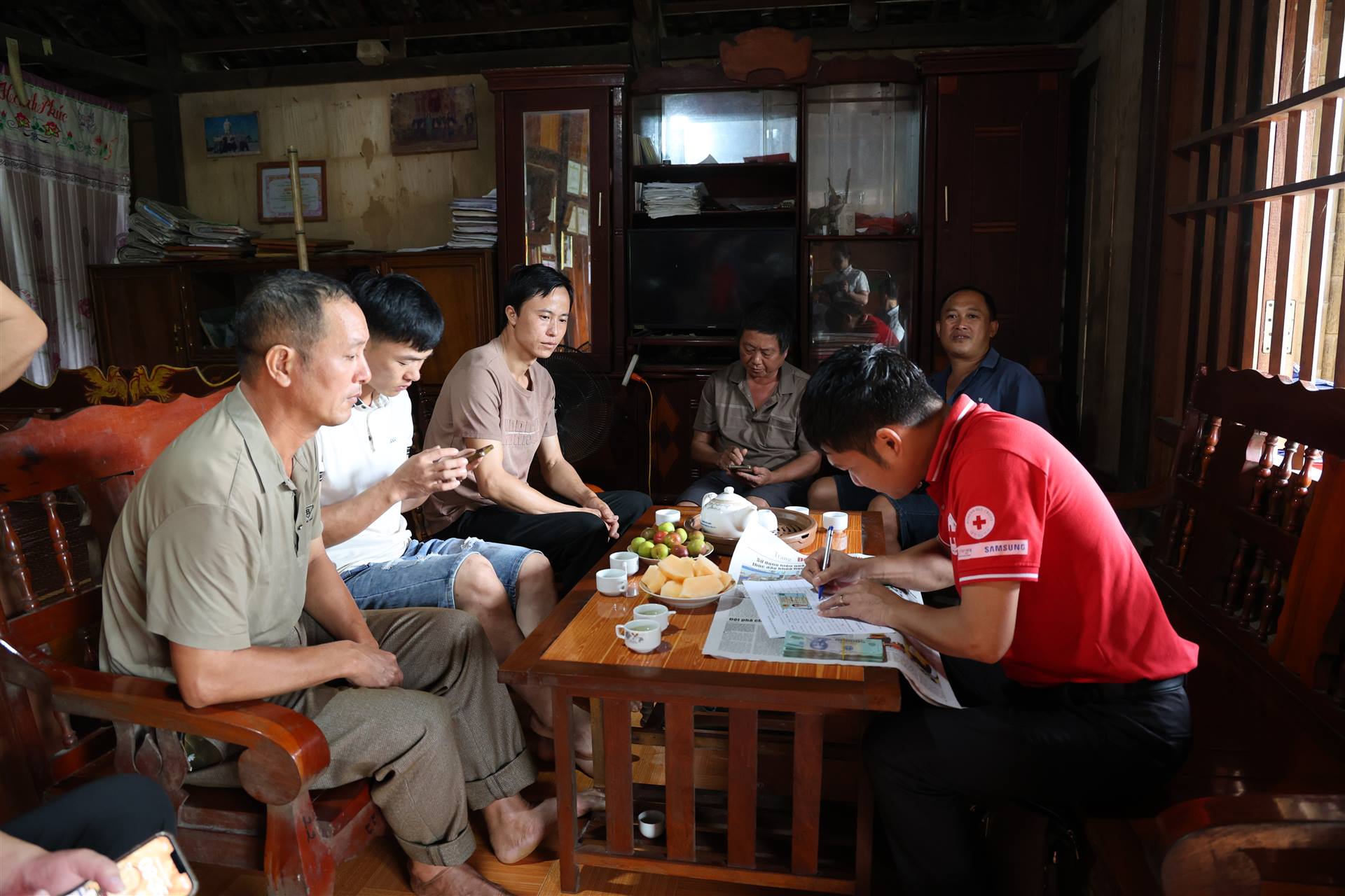 Anh-tin-bai