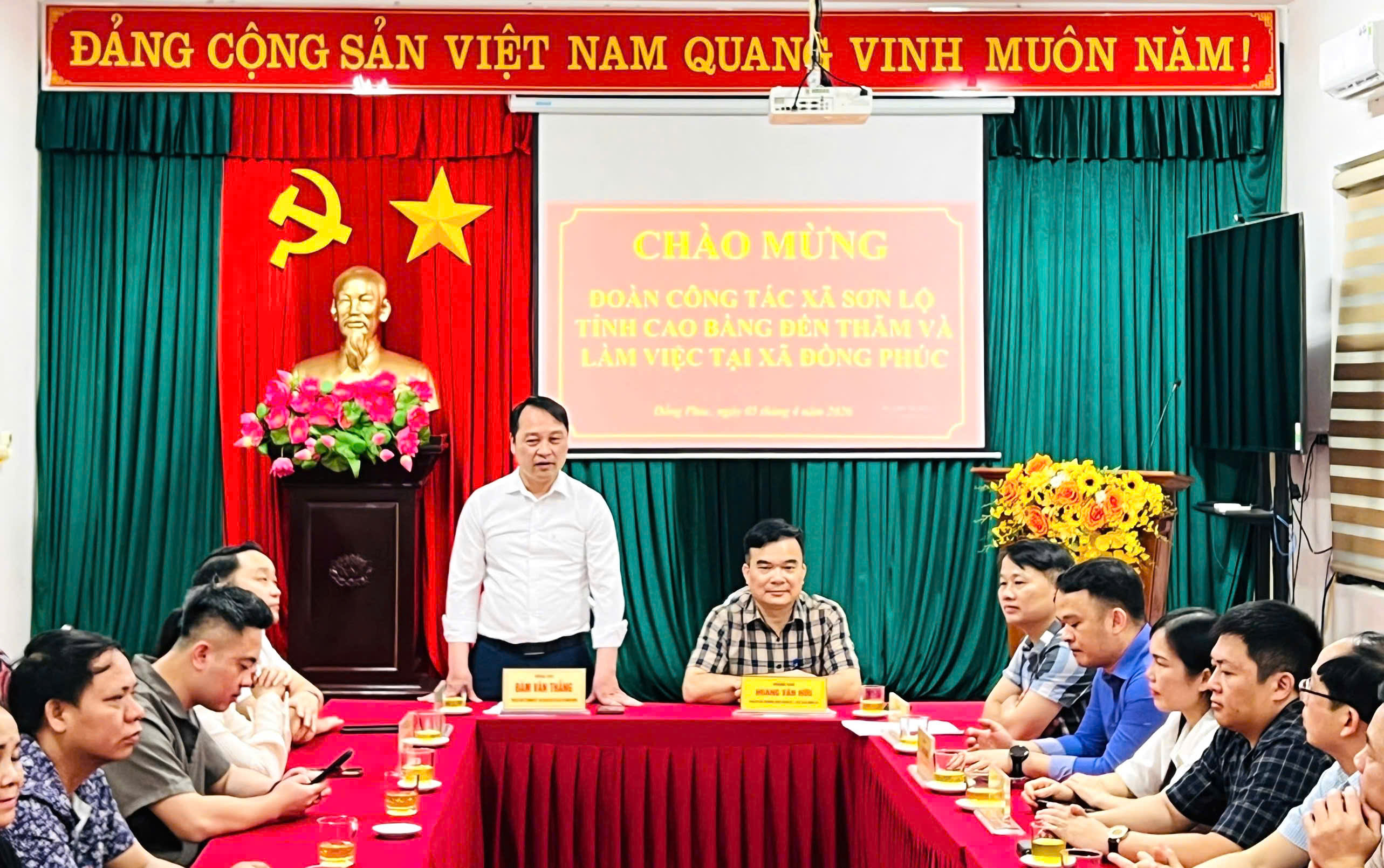 ĐOÀN CÔNG TÁC XÃ SƠN LỘ, TỈNH CAO BẰNG ĐẾN THĂM VÀ LÀM VIỆC TẠI XÃ ĐỒNG PHÚC