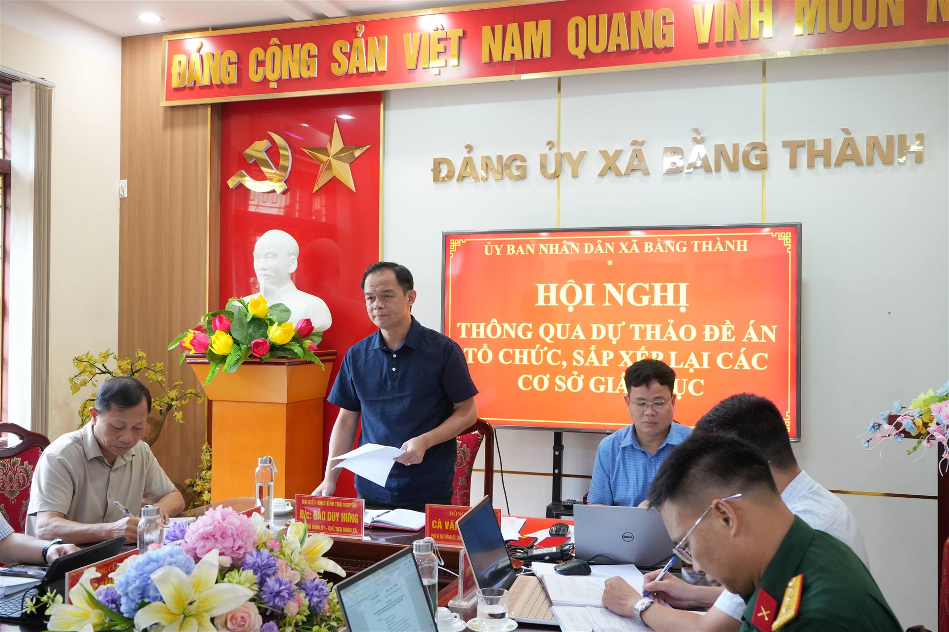 Anh-tin-bai