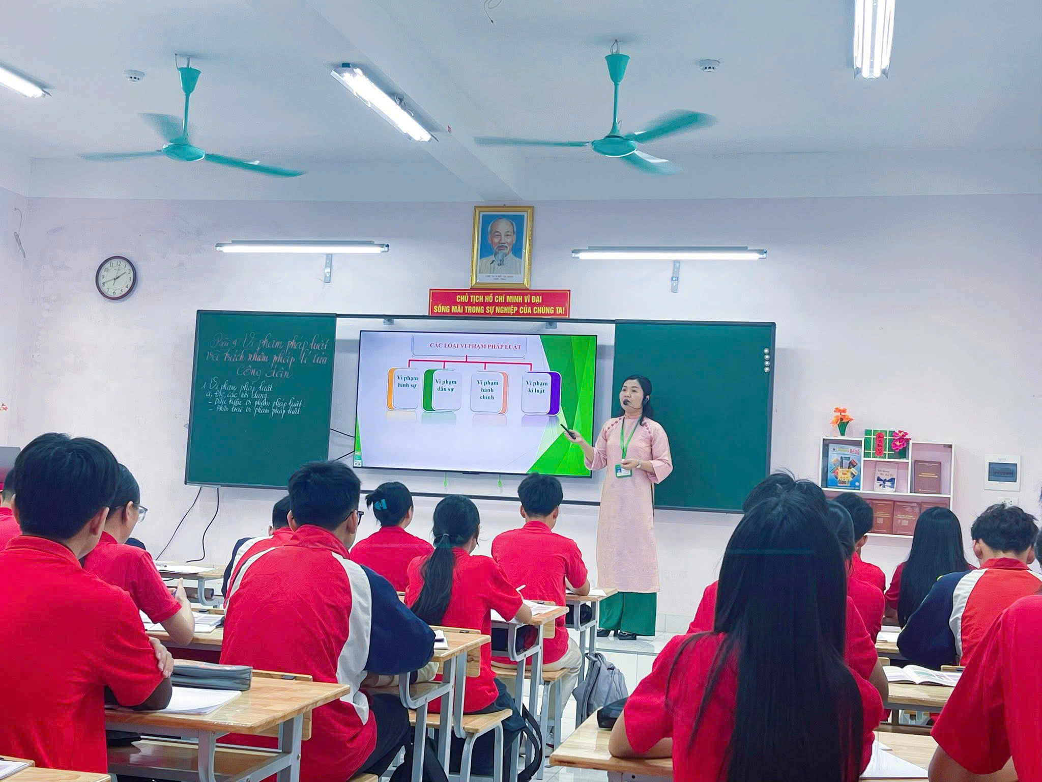 PHƯỜNG ĐỨC XUÂN KIỂM TRA CÔNG TÁC GIÁO DỤC CHÍNH TRỊ, TƯ TƯỞNG TRONG GIẢNG DẠY MÔN GIÁO DỤC CÔNG DÂN