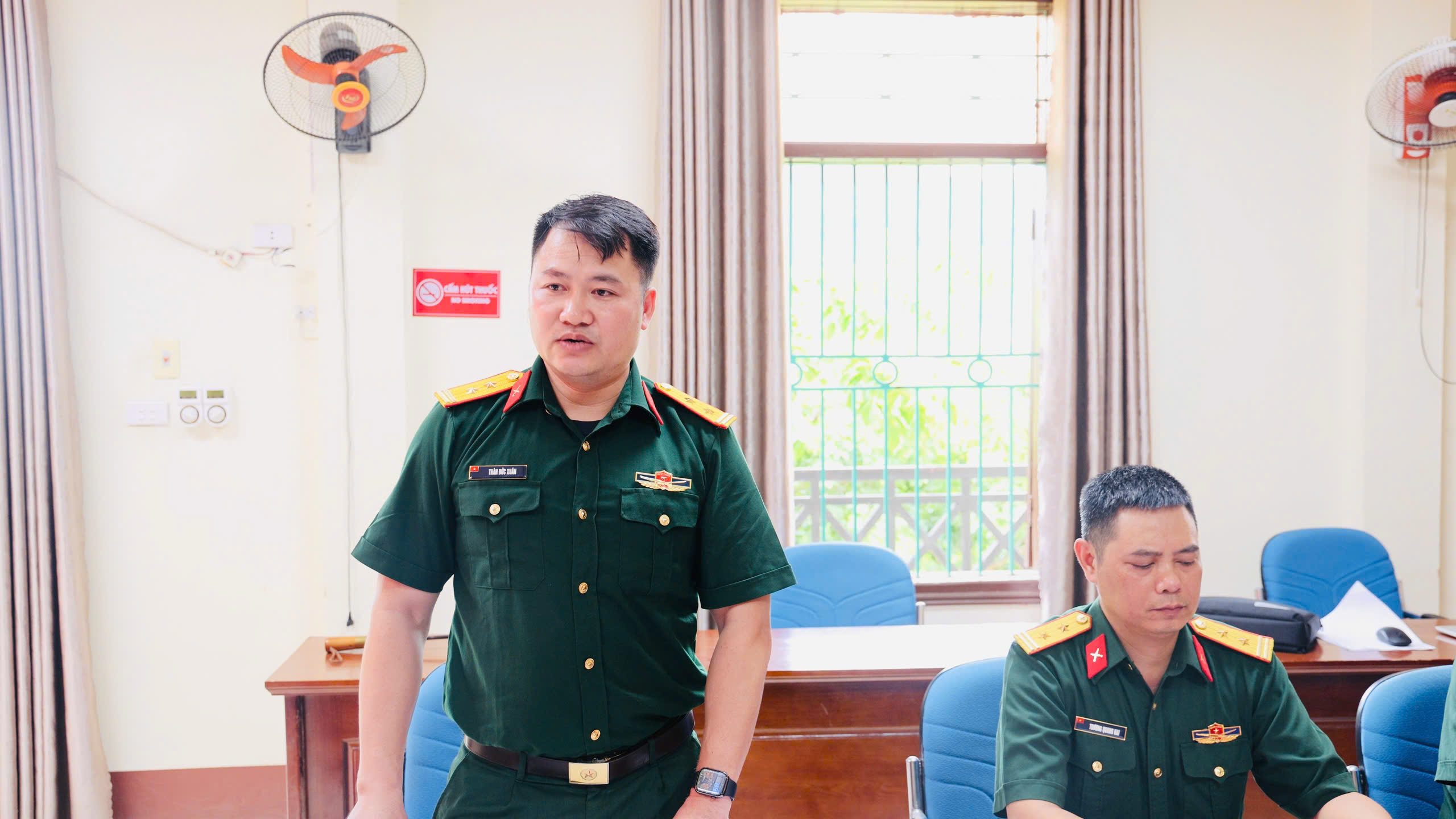 Anh-tin-bai