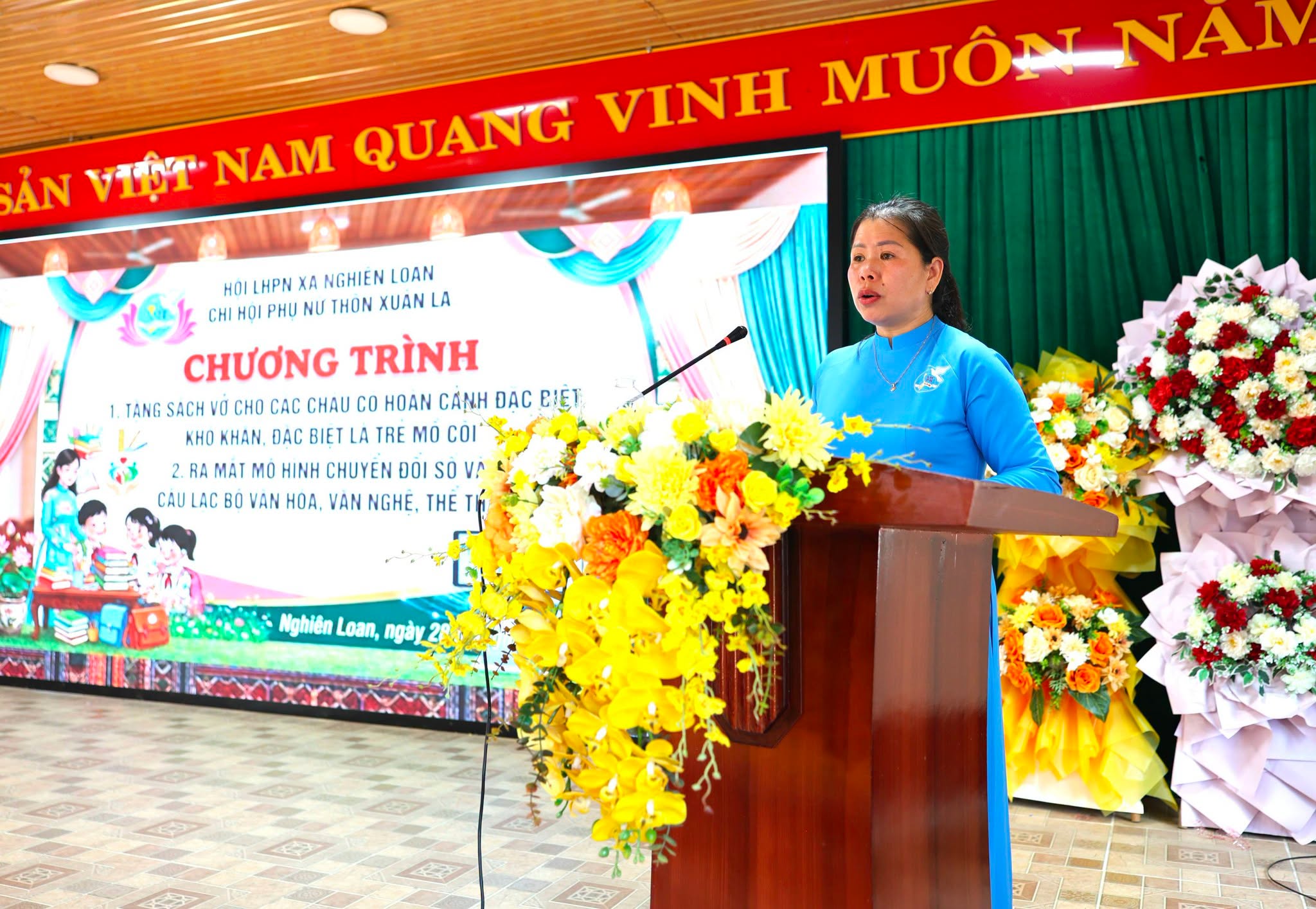 Anh-tin-bai