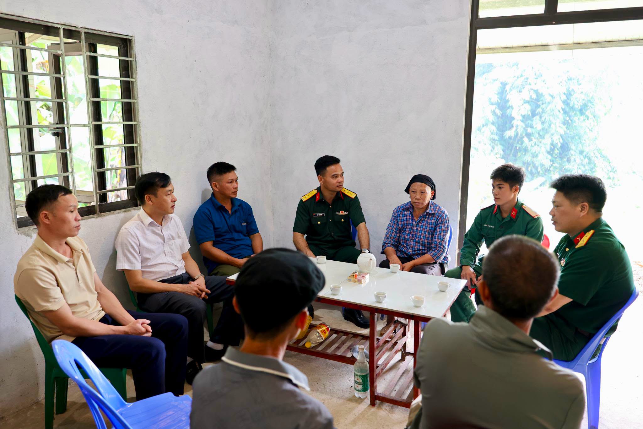 Anh-tin-bai