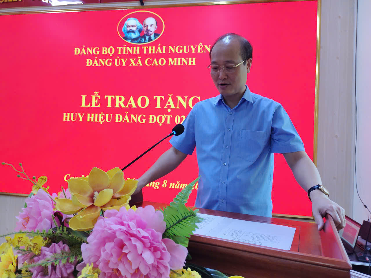 Anh-tin-bai