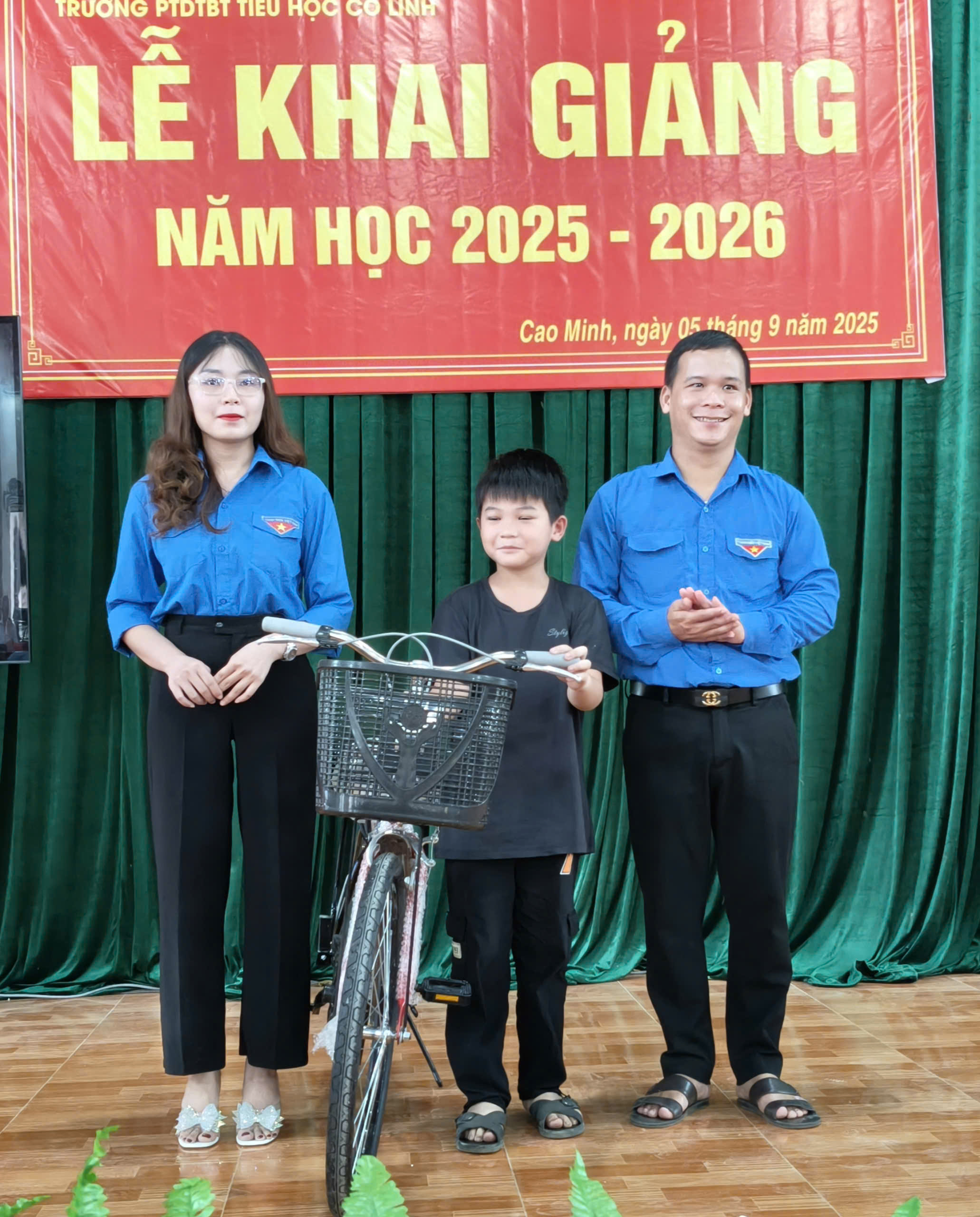 Anh-tin-bai