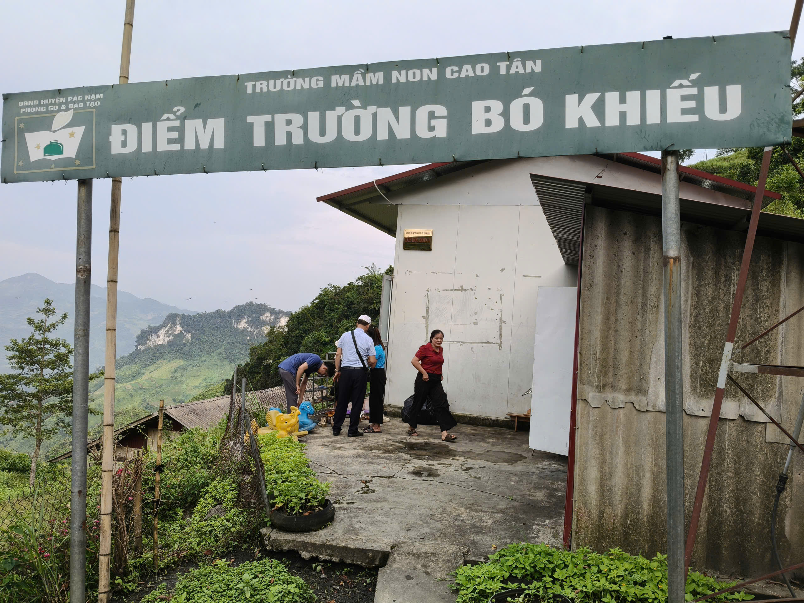 Anh-tin-bai