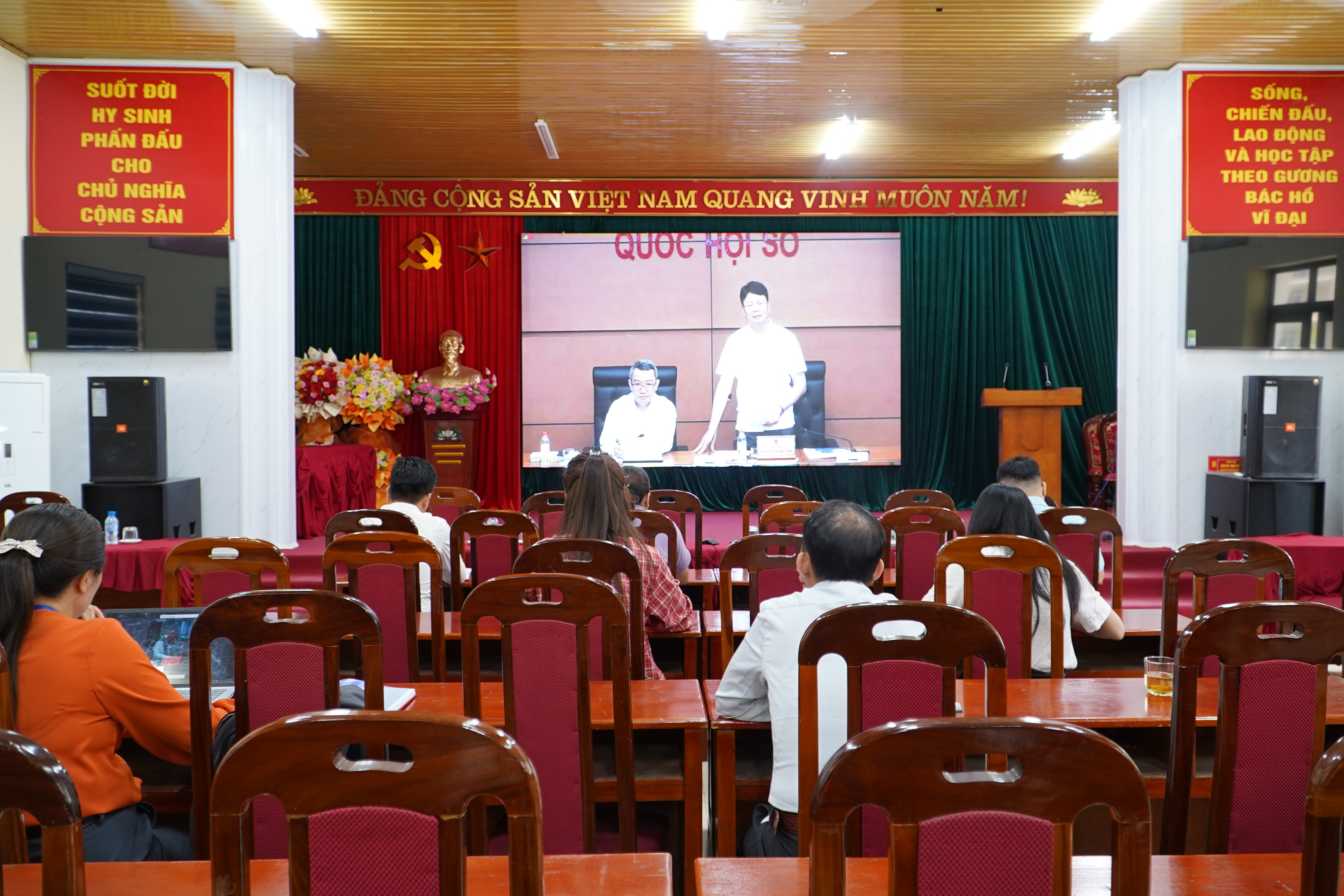 Xã Nam Cường tham dự Hội nghị trực tuyến tập huấn, triển khai nhiệm vụ tổng rà soát hệ thống văn bản quy phạm pháp luật của Bộ Tư pháp tổ chức