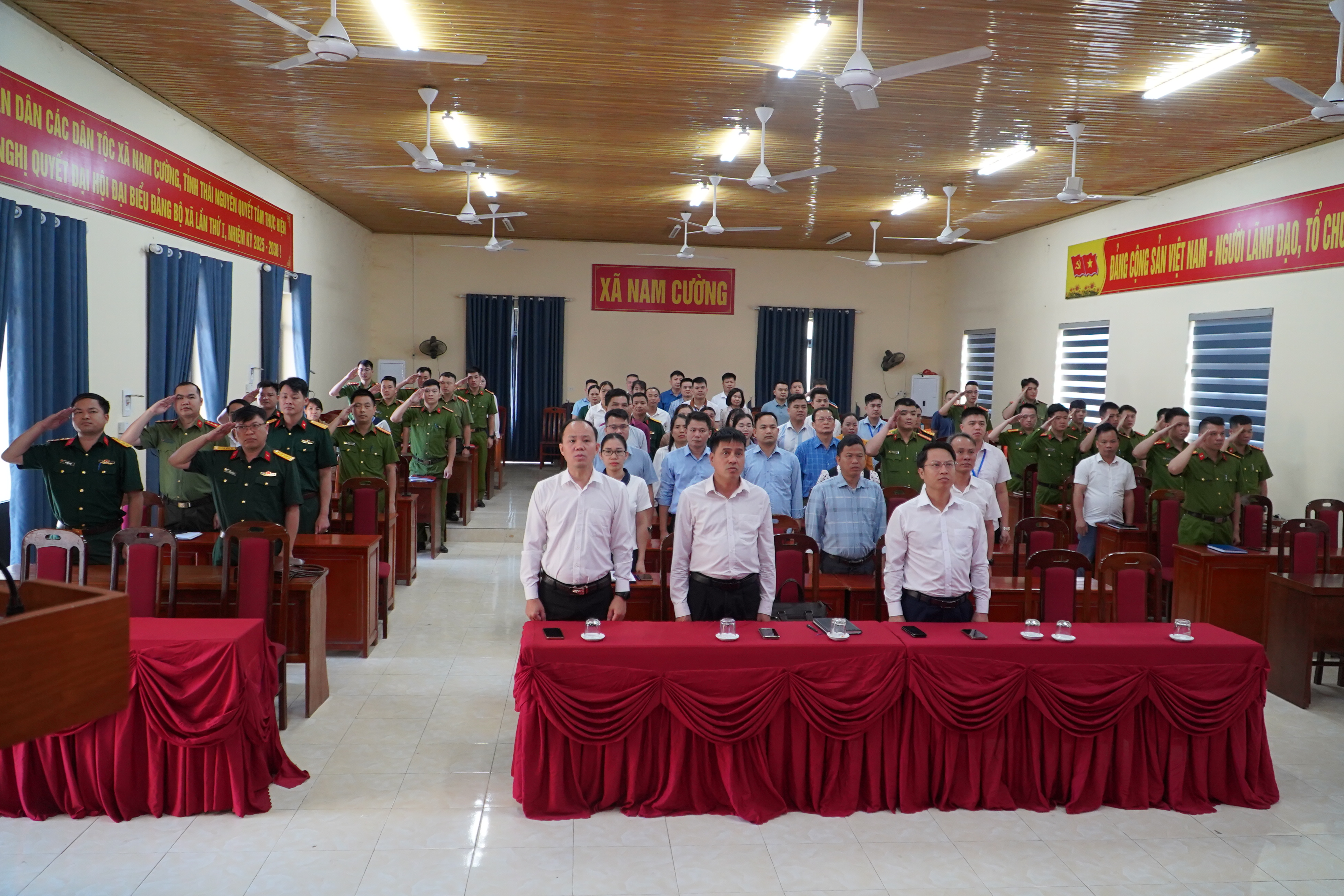 UBND XÃ NAM CƯỜNG TỔ CHỨC LỄ CHÀO CỜ ĐẦU TUẦN THÁNG 5 NĂM 2026