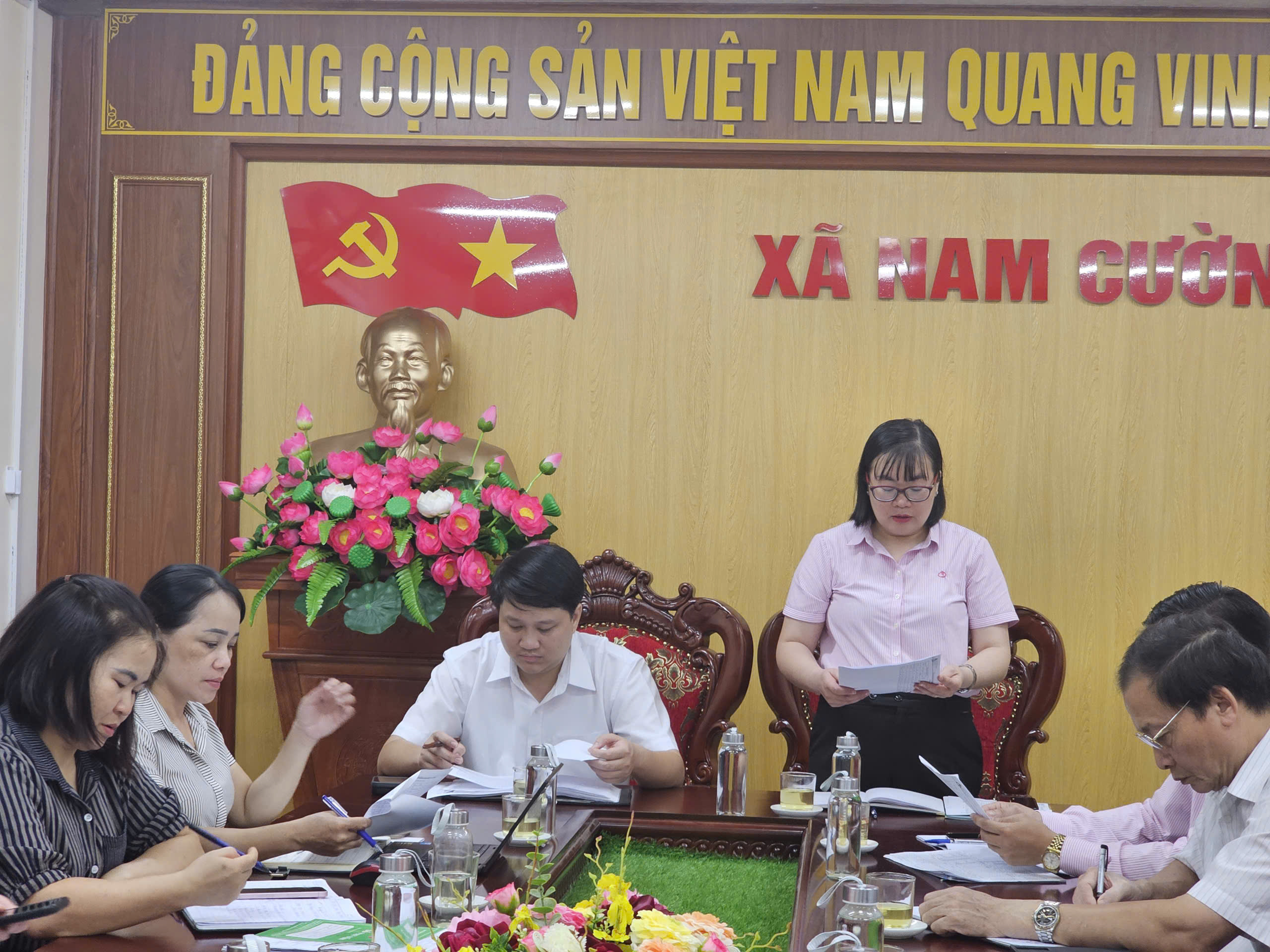Anh-tin-bai