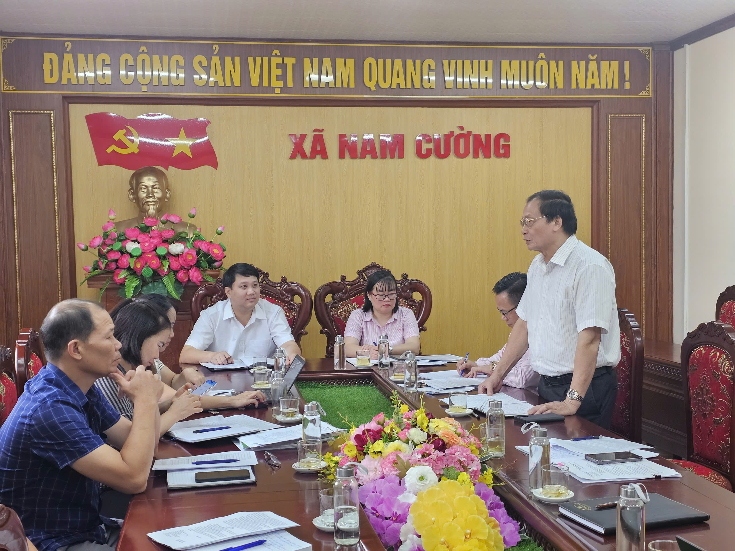 Anh-tin-bai