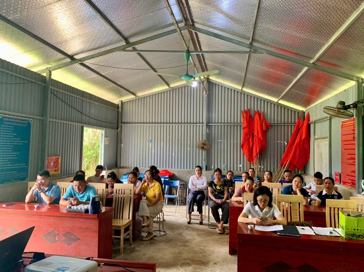 Hội nghị tuyên truyền chính sách bảo hiểm xã hội, bảo hiểm y tế tại xã Nam Cường.