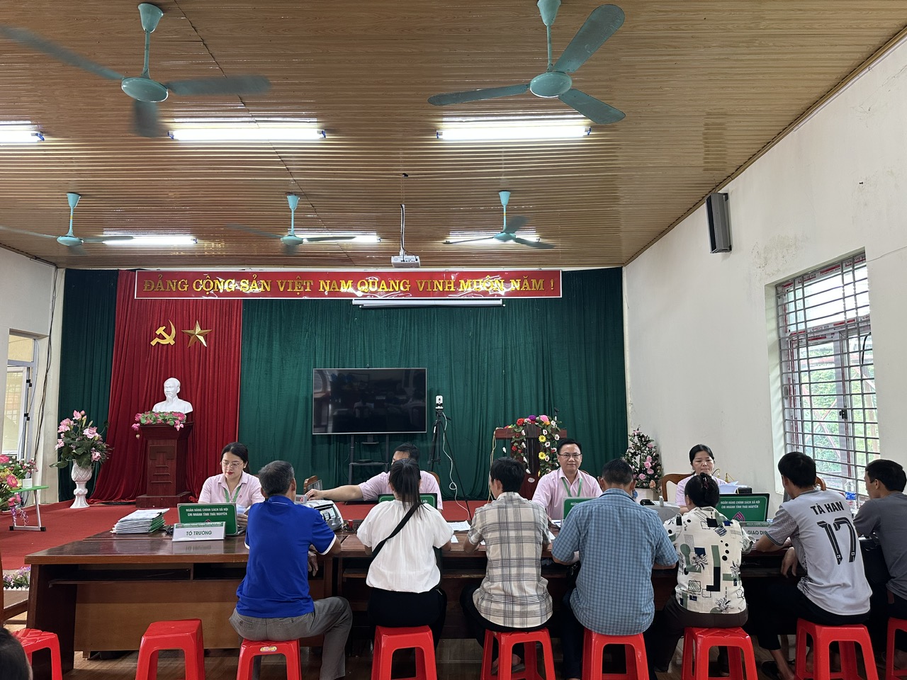 Phòng giao dịch Ngân hàng Chính sách xã hội Chợ Đồn triển khai hiệu quả các chương trình tín dụng tại cơ sở