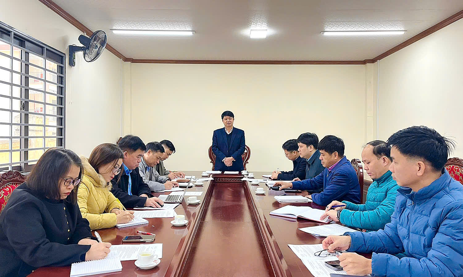 Đồng chí Nông Quang Nhất, Phó Chủ tịch UBND tỉnh Thái Nguyên kiểm tra công tác chuẩn bị bầu cử trên địa bàn xã Quảng Bạch