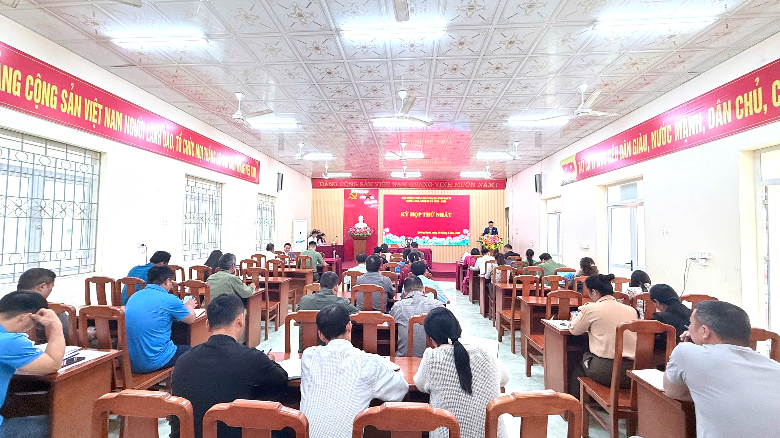 Kỳ họp thứ nhất HĐND xã Quảng Bạch khóa XXI, nhiệm kỳ 2026 - 2031