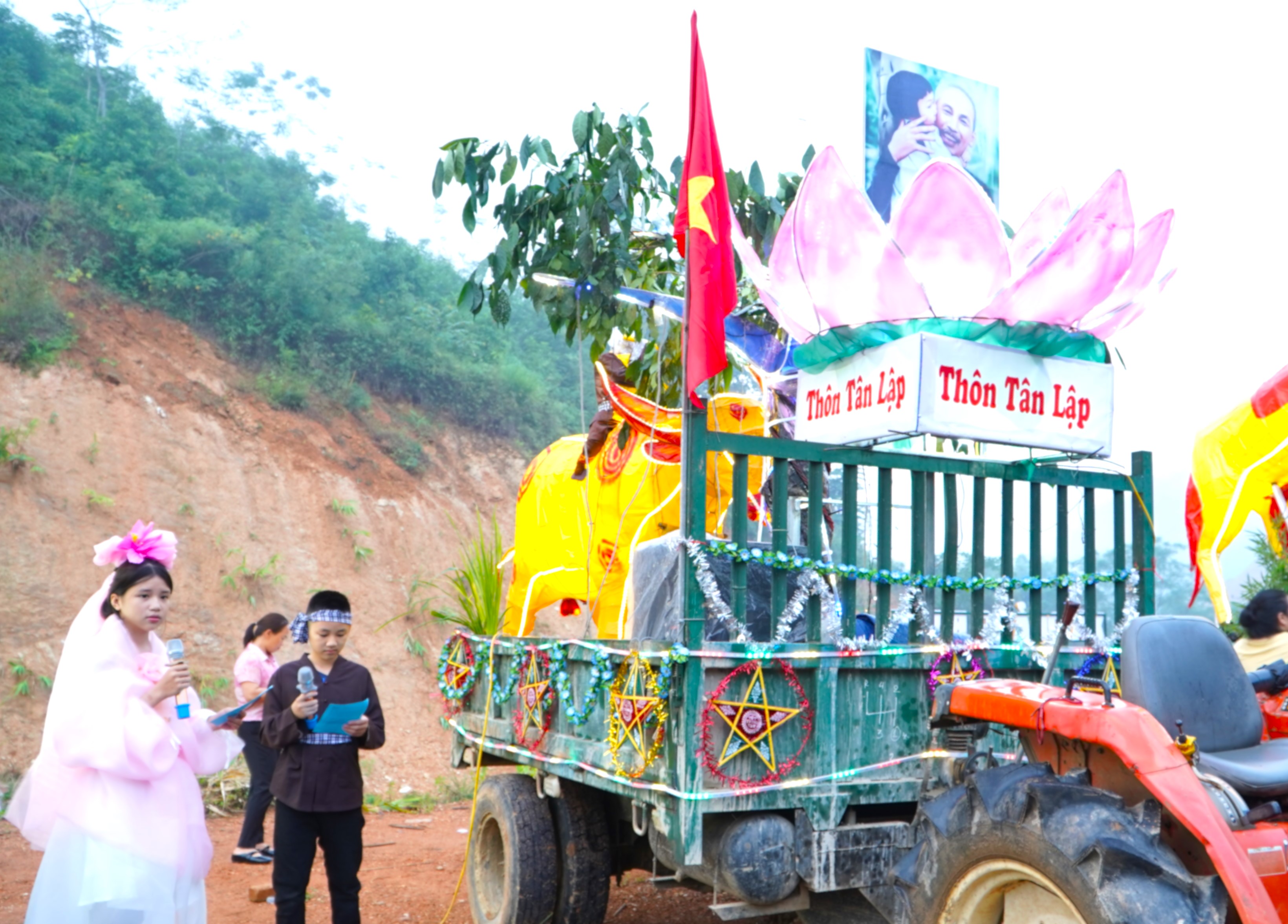 Anh-tin-bai
