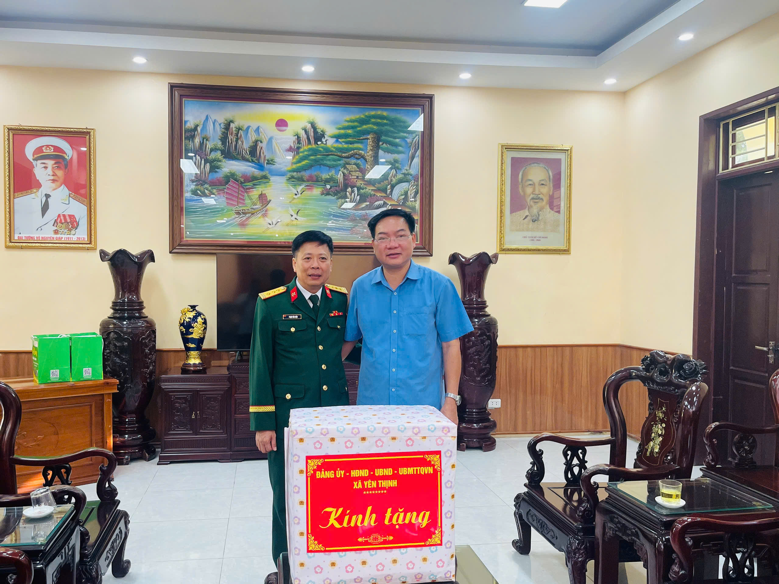 Anh-tin-bai