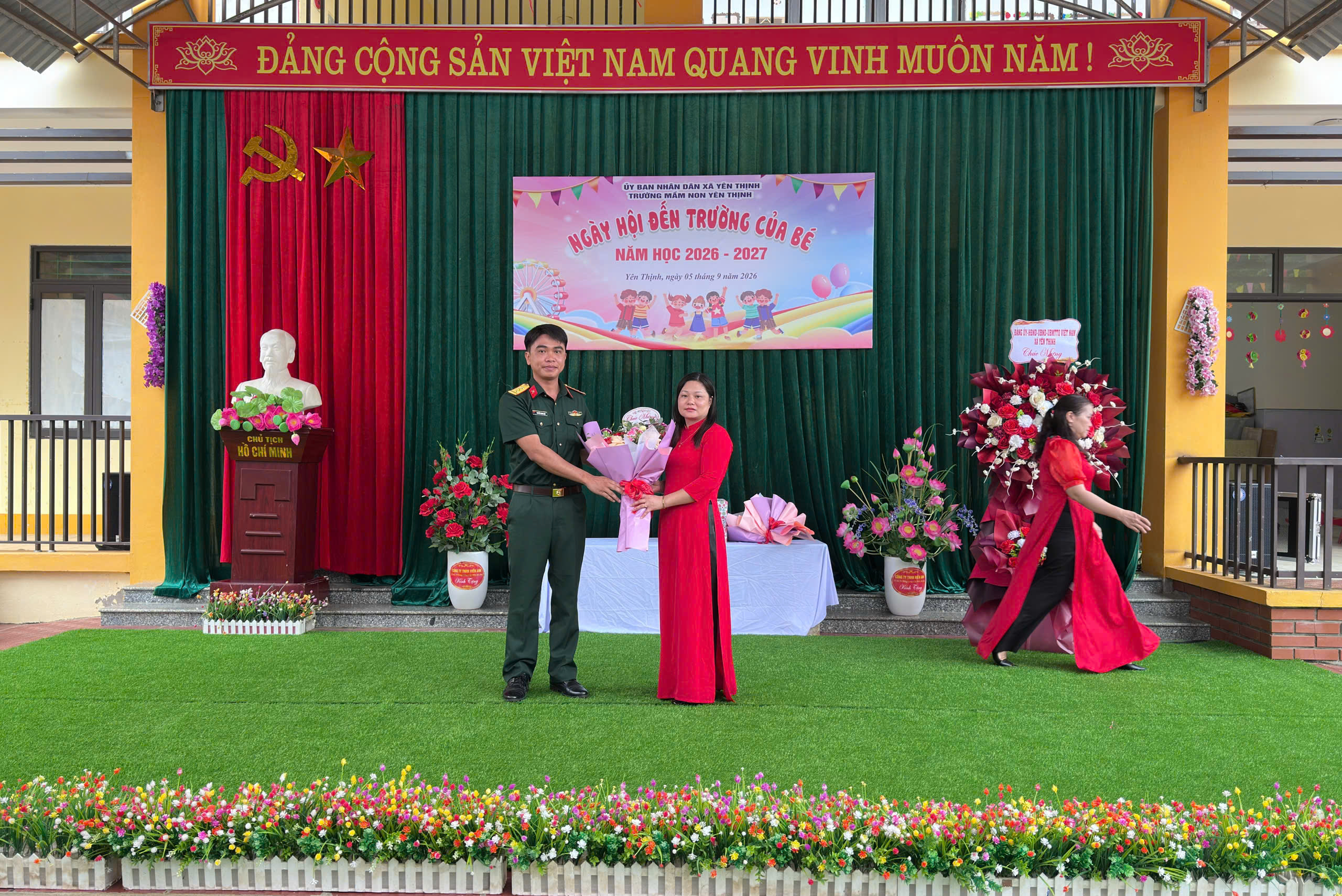 Anh-tin-bai