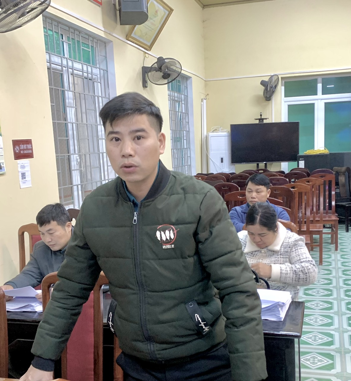 Anh-tin-bai