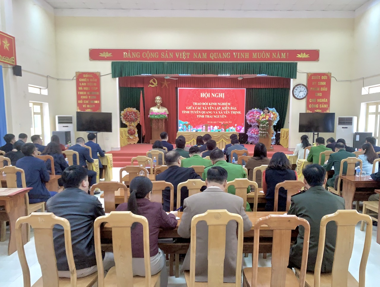 Đoàn công tác xã Yên Thịnh học tập, trao đổi kinh nghiệm công tác với xã Yên Lập và xã Kiên Đài