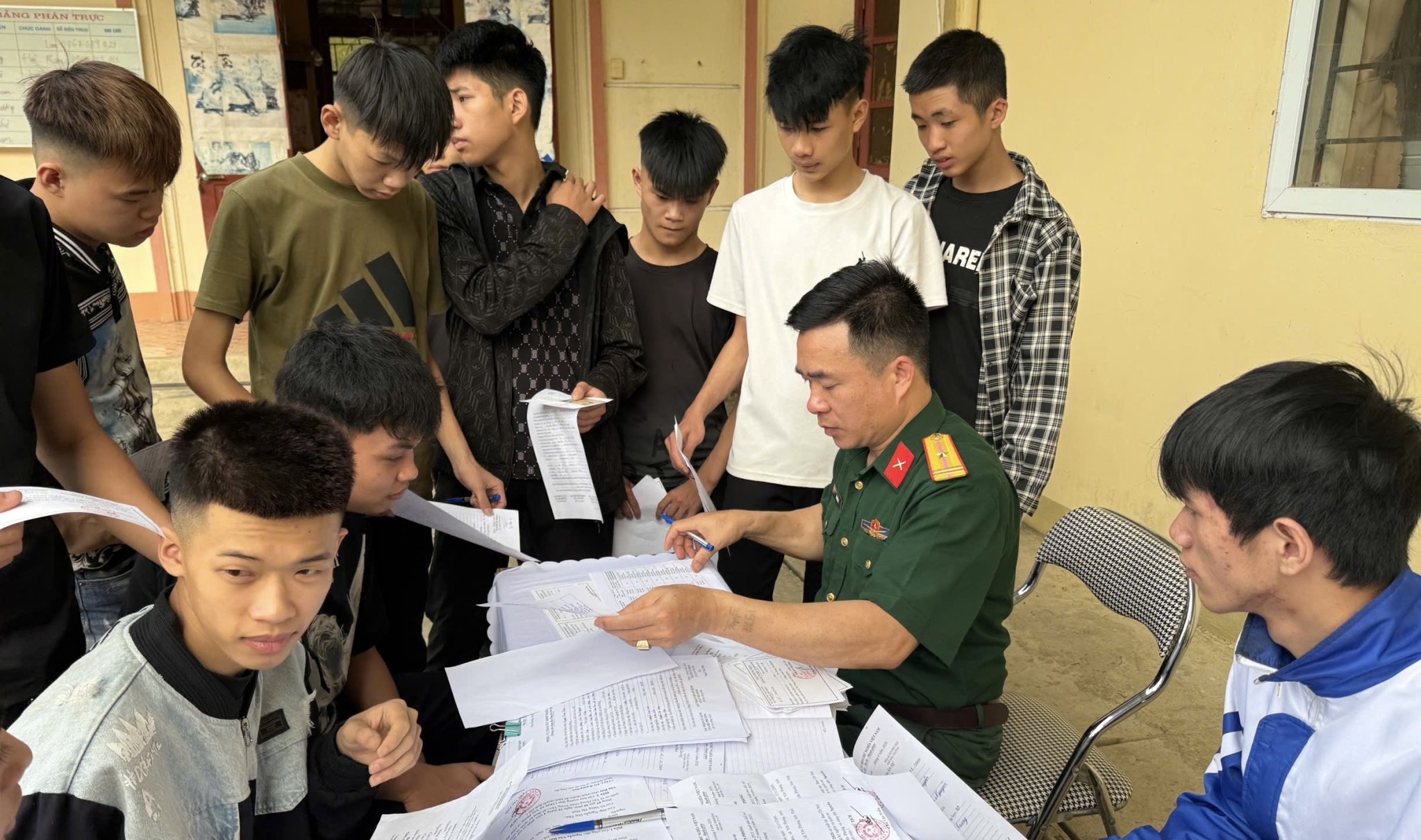 Xã Yên Phong tổ chức đăng ký nghĩa vụ quân sự lần đầu năm 2026