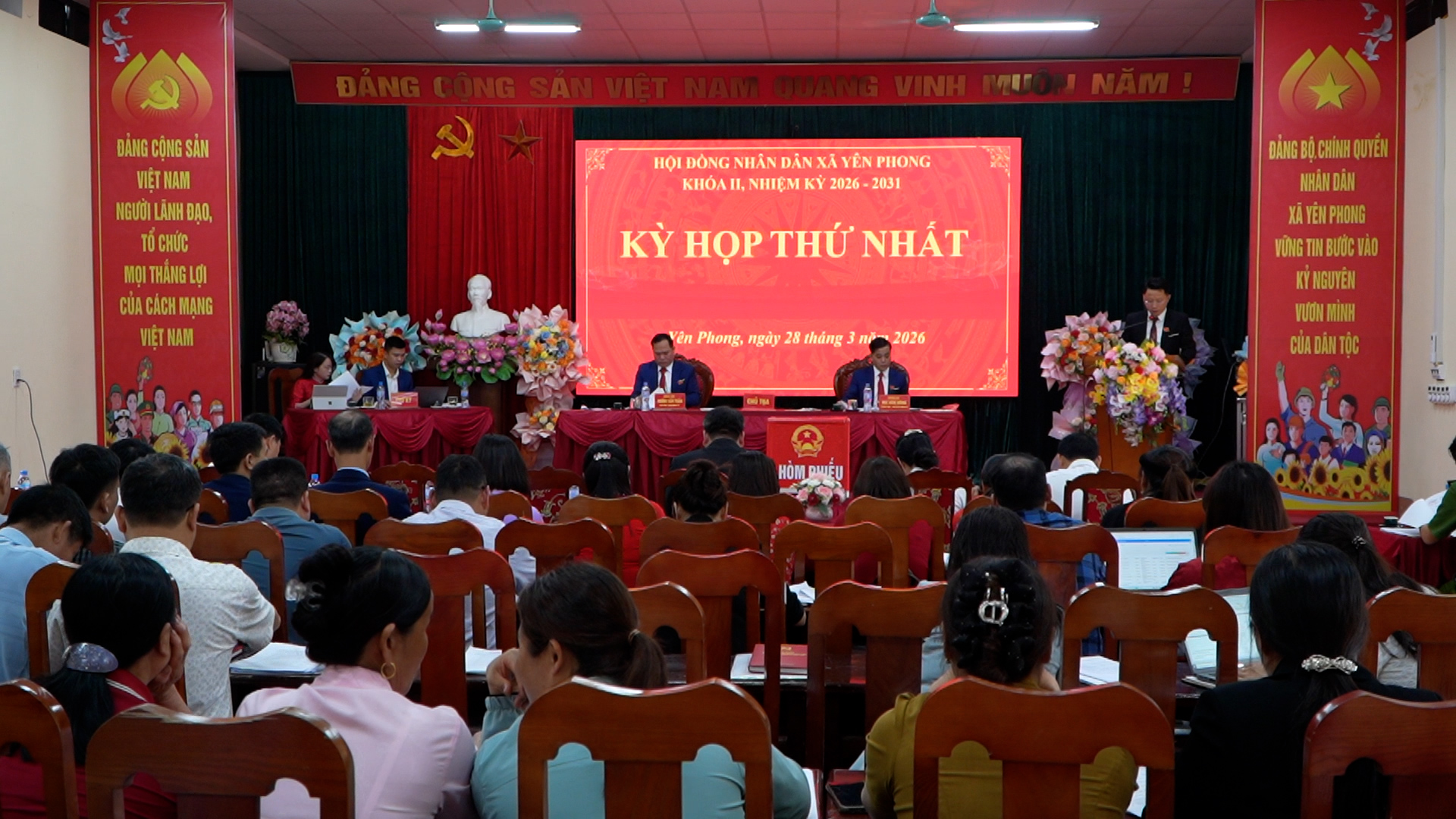 Kỳ họp thứ nhất HĐND xã Yên Phong khóa II, nhiệm kỳ 2026-2031