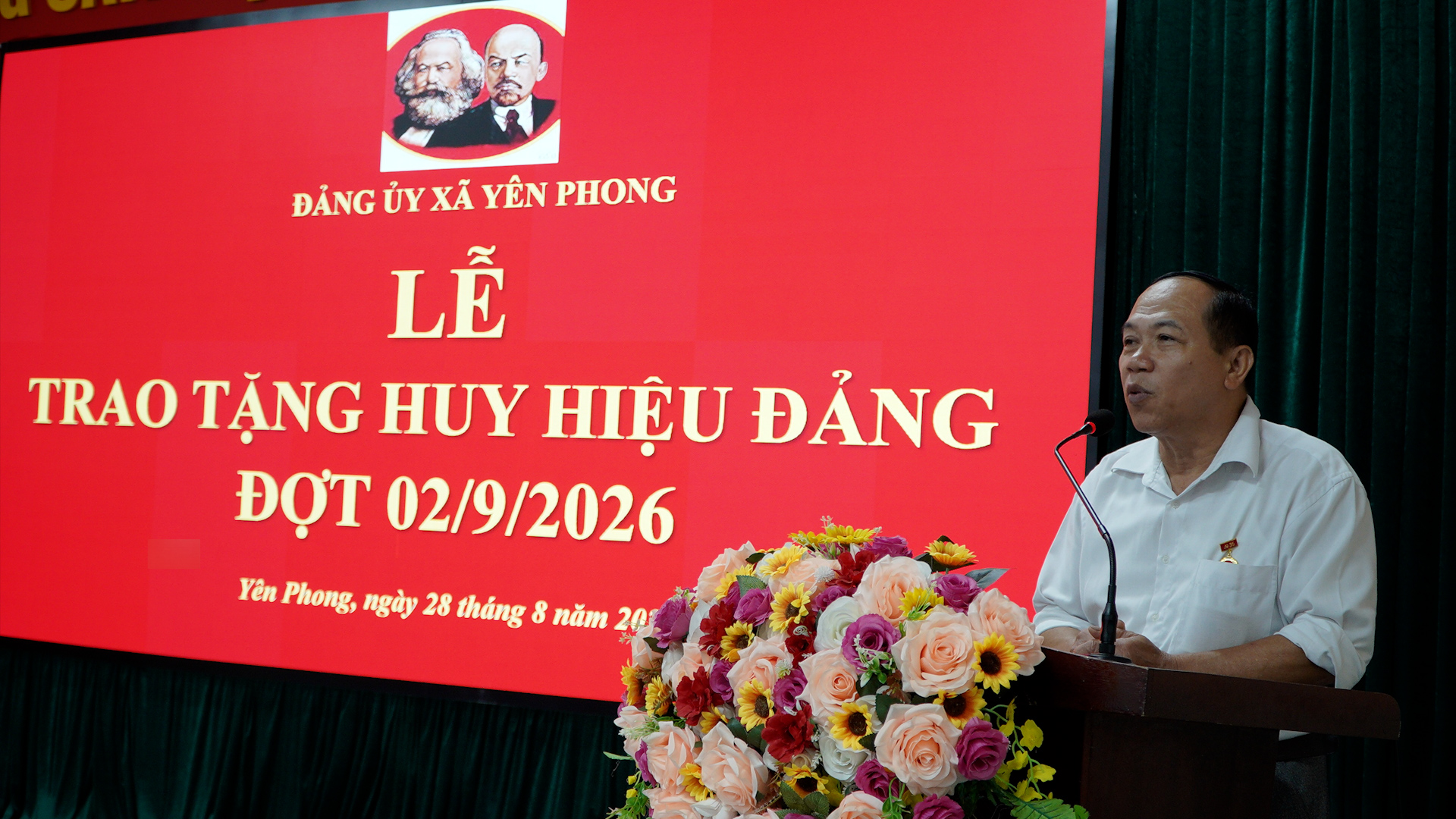 Anh-tin-bai