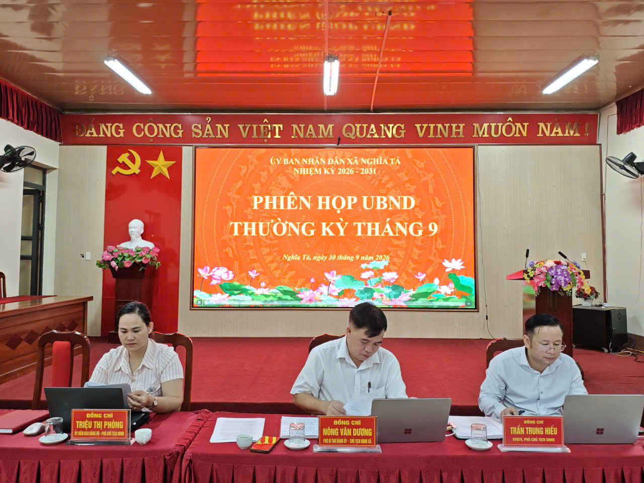 UBND XÃ NGHĨA TÁ TỔ CHỨC PHIÊN HỌP THƯỜNG KỲ THÁNG 9 NĂM 2026