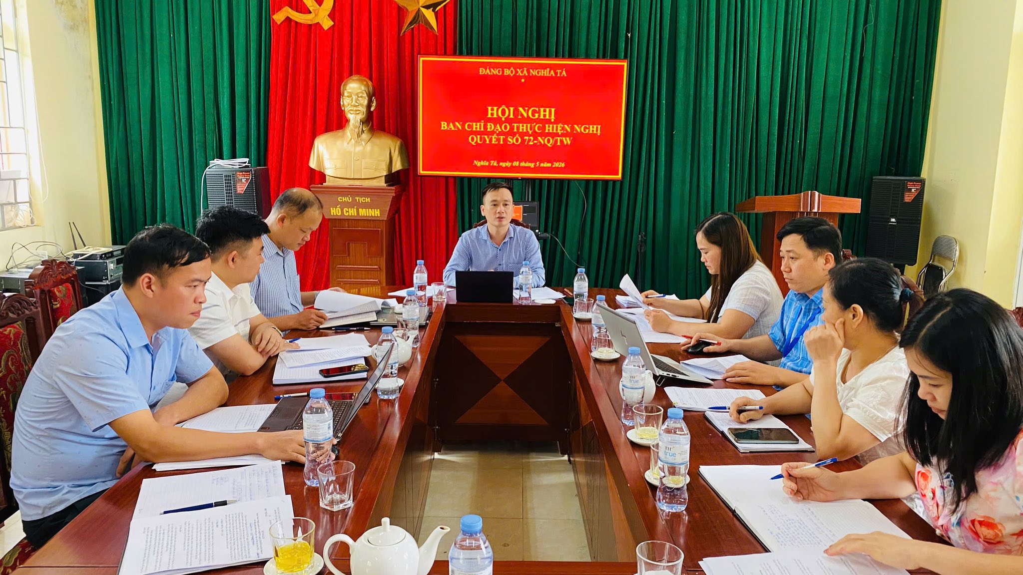 Xã Nghĩa Tá tổ chức Hội nghị Ban Chỉ đạo thực hiện Nghị quyết số 71-NQ/TW của Bộ Chính trị về đột phá phát triển giáo dục và đào tạo; Nghị quyết số 72-NQ/TW của Bộ Chính trị về một số giải pháp đột phá trong công tác bảo vệ, chăm sóc và nâng cao sức khỏe Nhân dân
