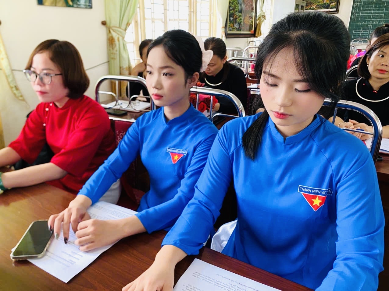 Anh-tin-bai