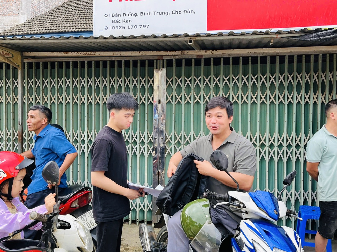 Anh-tin-bai