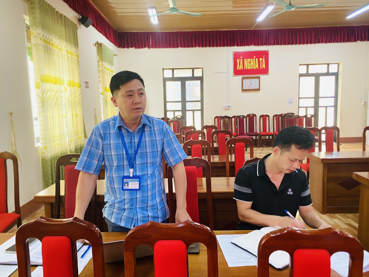 Anh-tin-bai