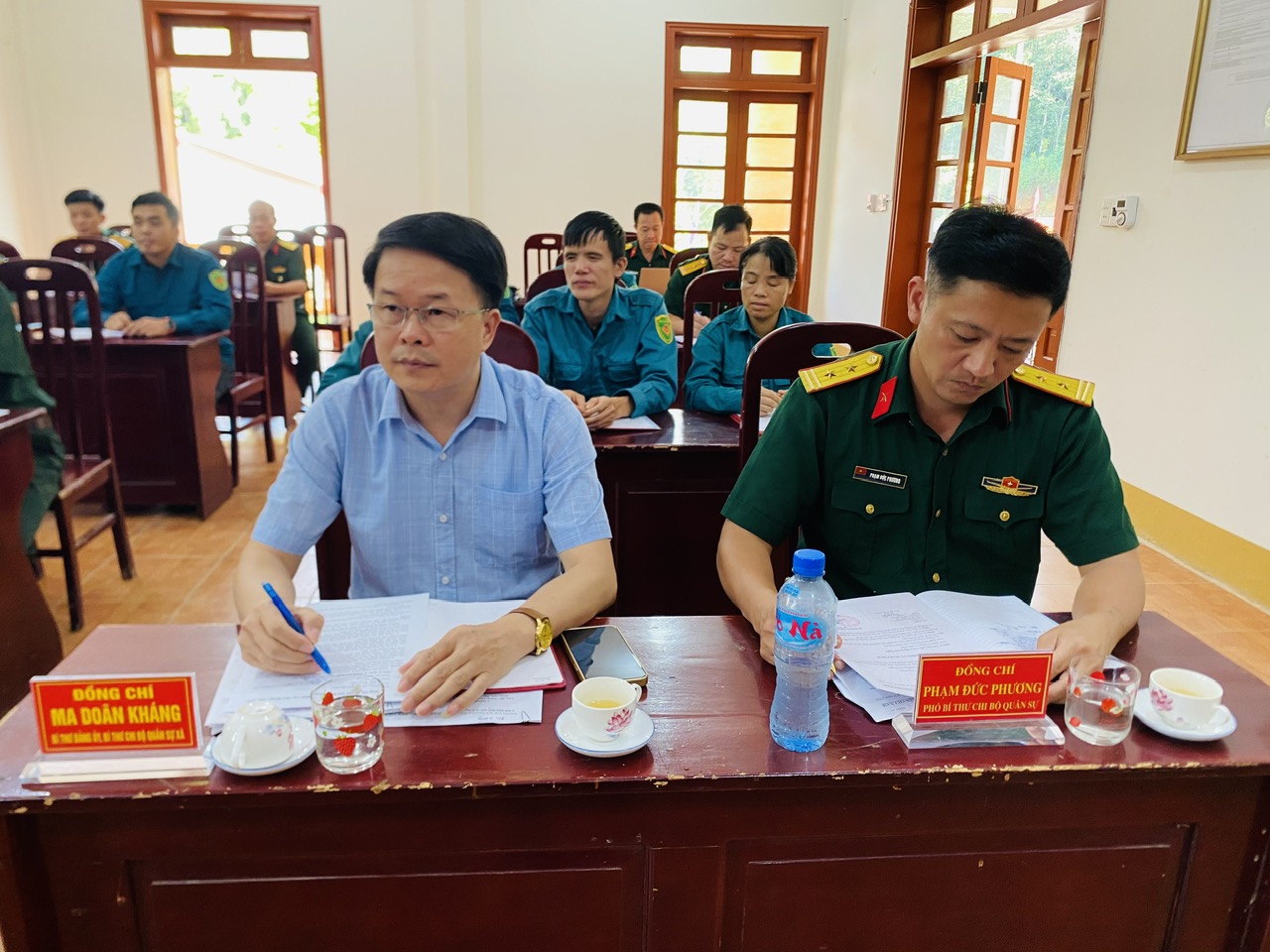 Anh-tin-bai