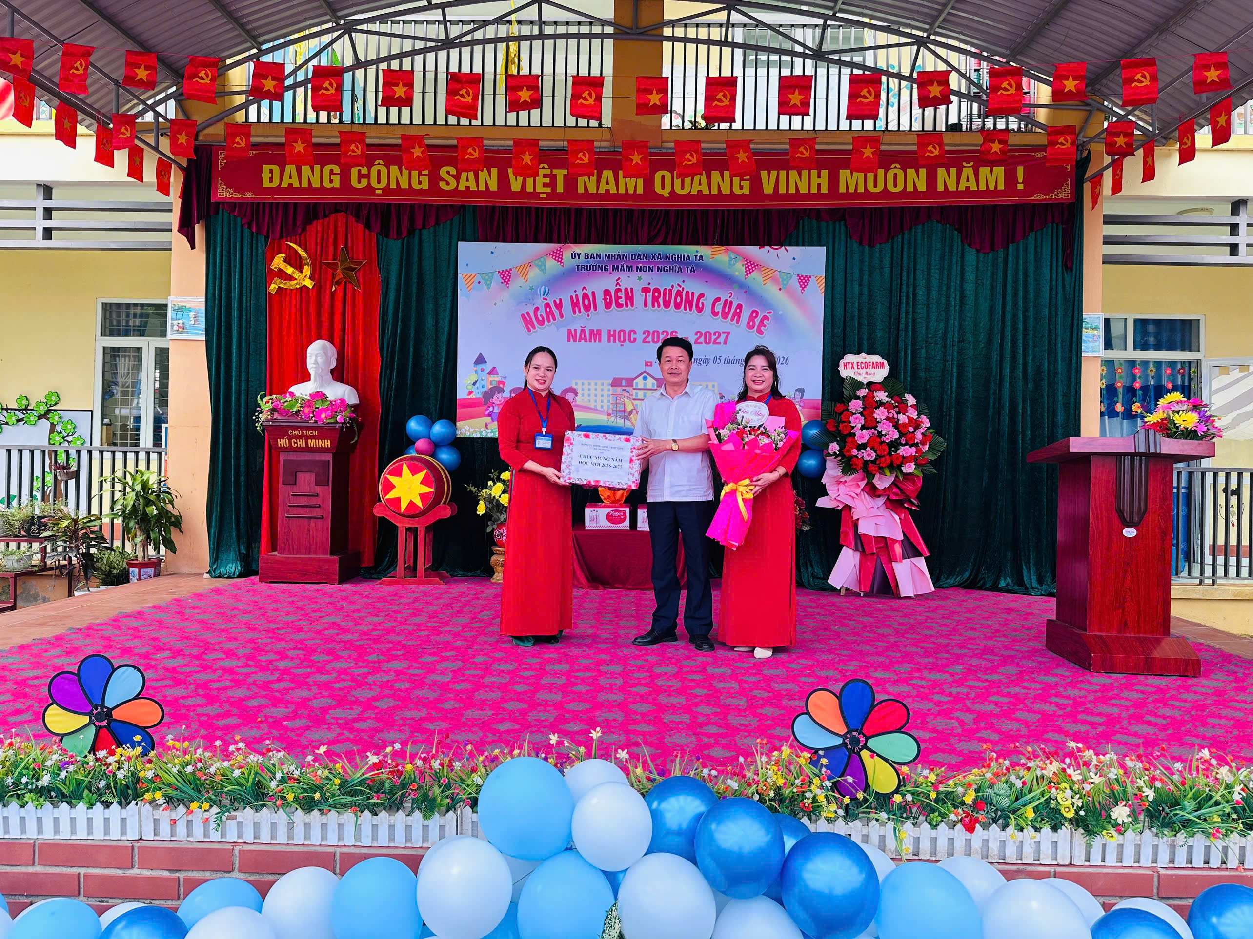 Anh-tin-bai