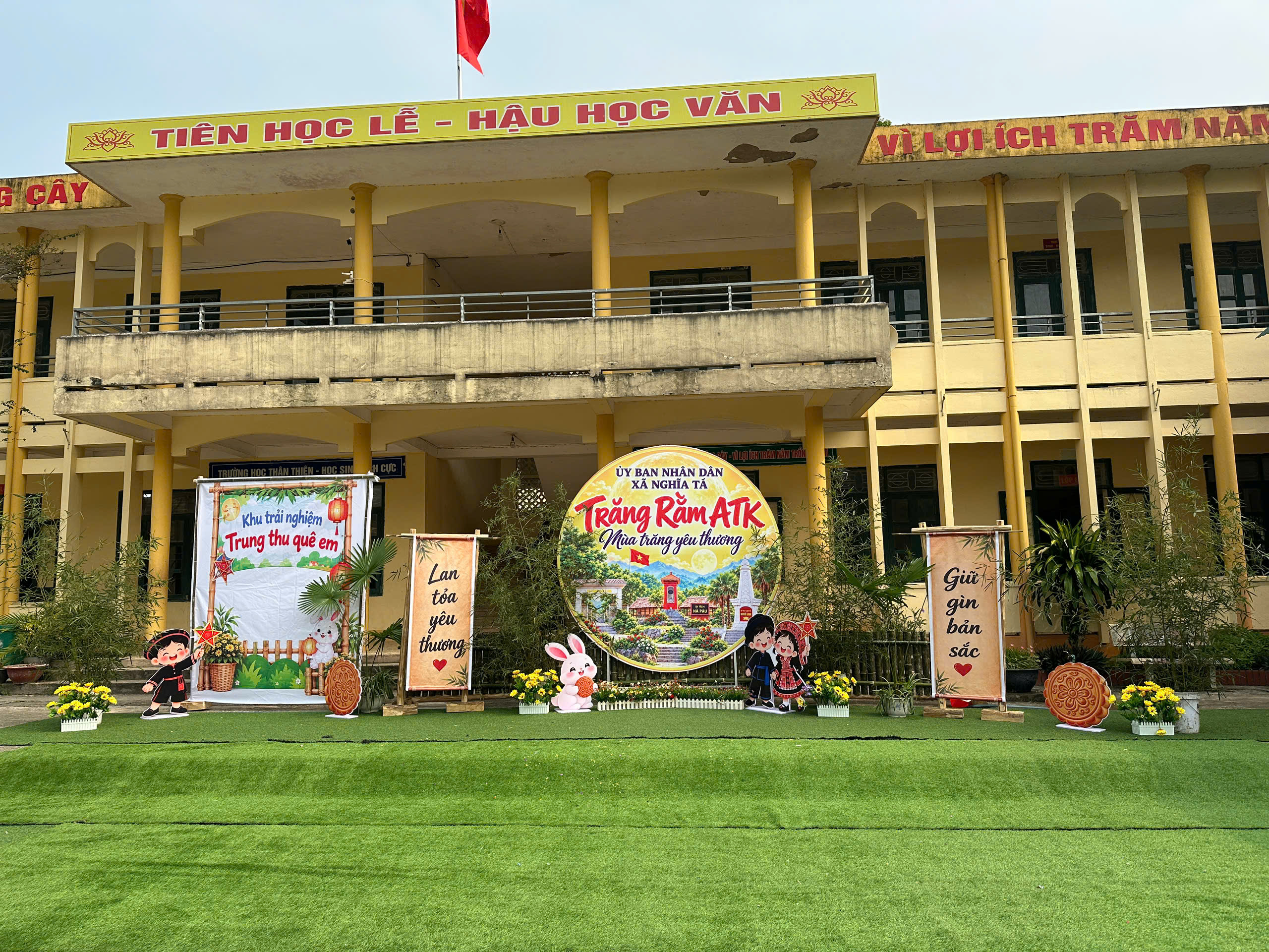 Anh-tin-bai
