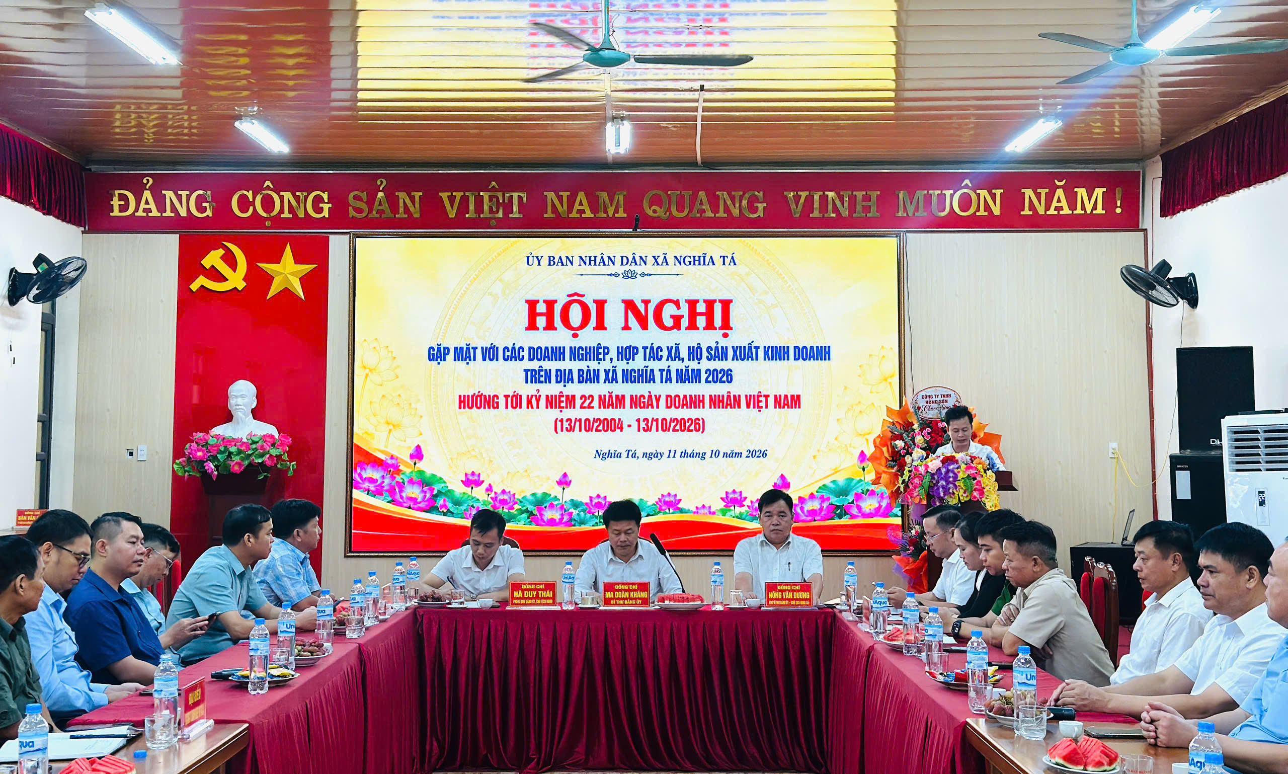 Anh-tin-bai