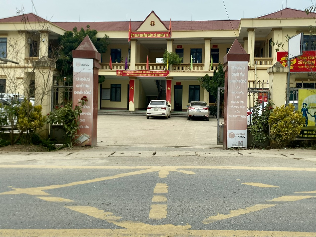 Xã Nghĩa Tá đẩy mạnh tuyên truyền, chỉnh trang cảnh quan môi trường hướng tới Đại hội đại biểu toàn quốc lần thứ XIV của Đảng