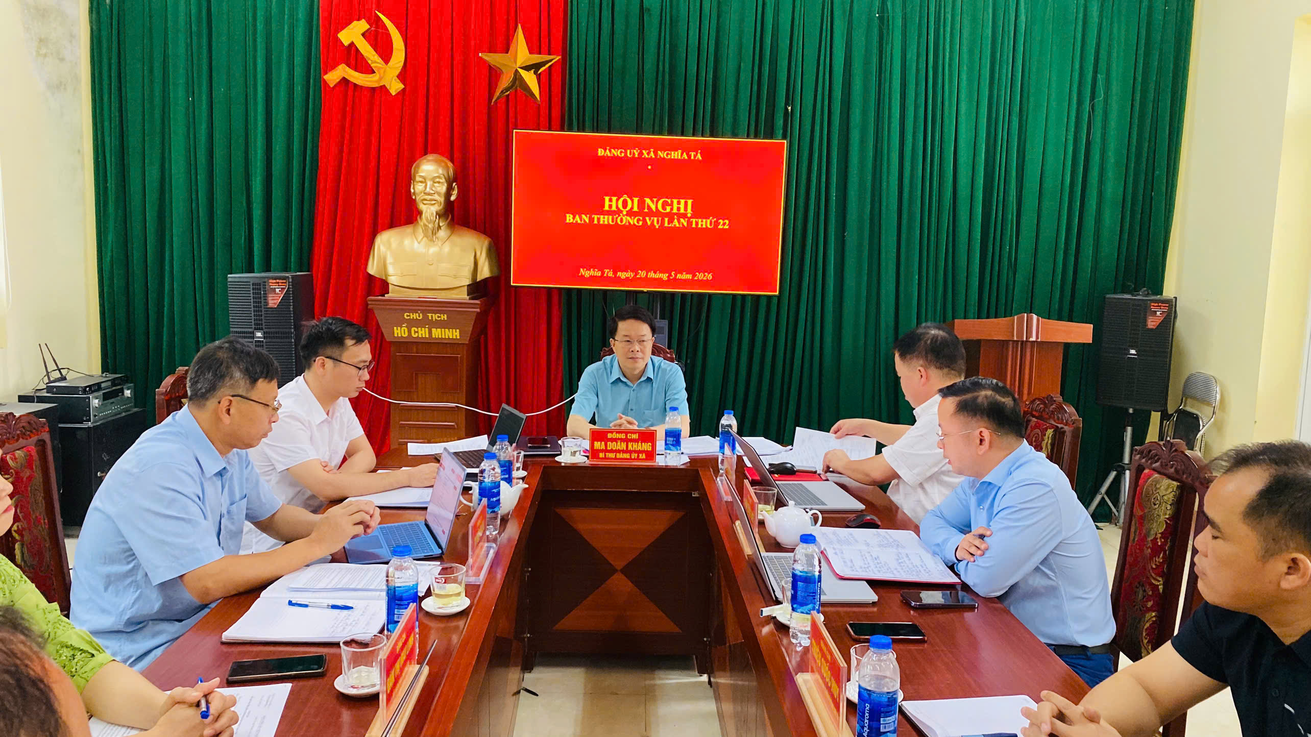 BAN THƯỜNG VỤ ĐẢNG ỦY XÃ NGHĨA TÁ TỔ CHỨC HỘI NGHỊ  LẦN THỨ 22