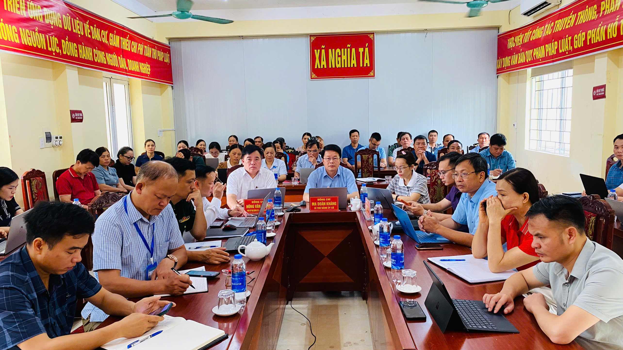 Xã Nghĩa Tá tham dự Hội nghị toàn quốc sơ kết 01 năm vận hành mô hình tổ chức hệ thống chính trị, chính quyền 03 cấp