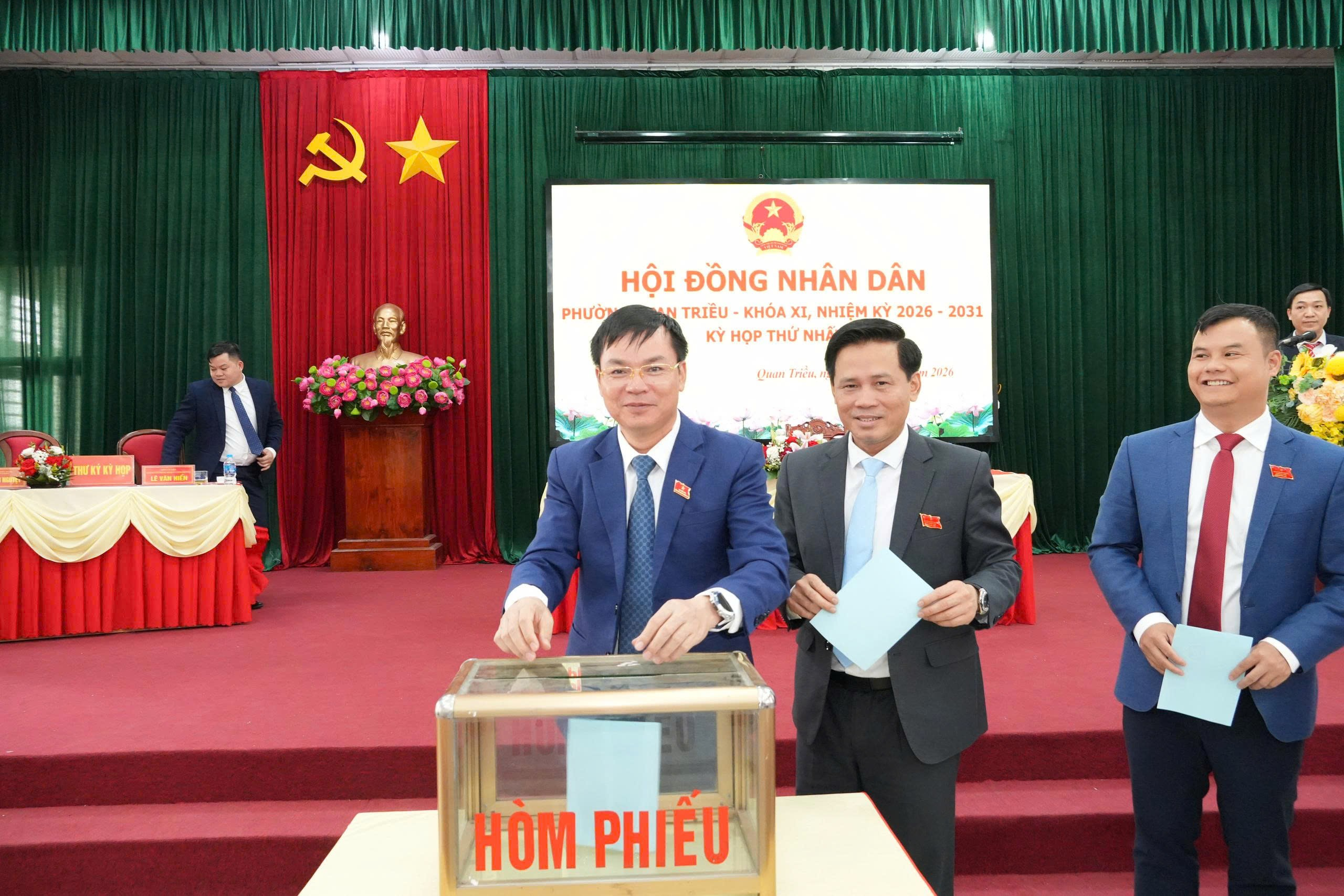 ĐỒNG CHÍ NGÔ THÀNH TRUNG ĐƯỢC BẦU GIỮ CHỨC CHỦ TỊCH HĐND PHƯỜNG QUAN TRIỀU KHÓA XI, NHIỆM KỲ 2026 – 2031