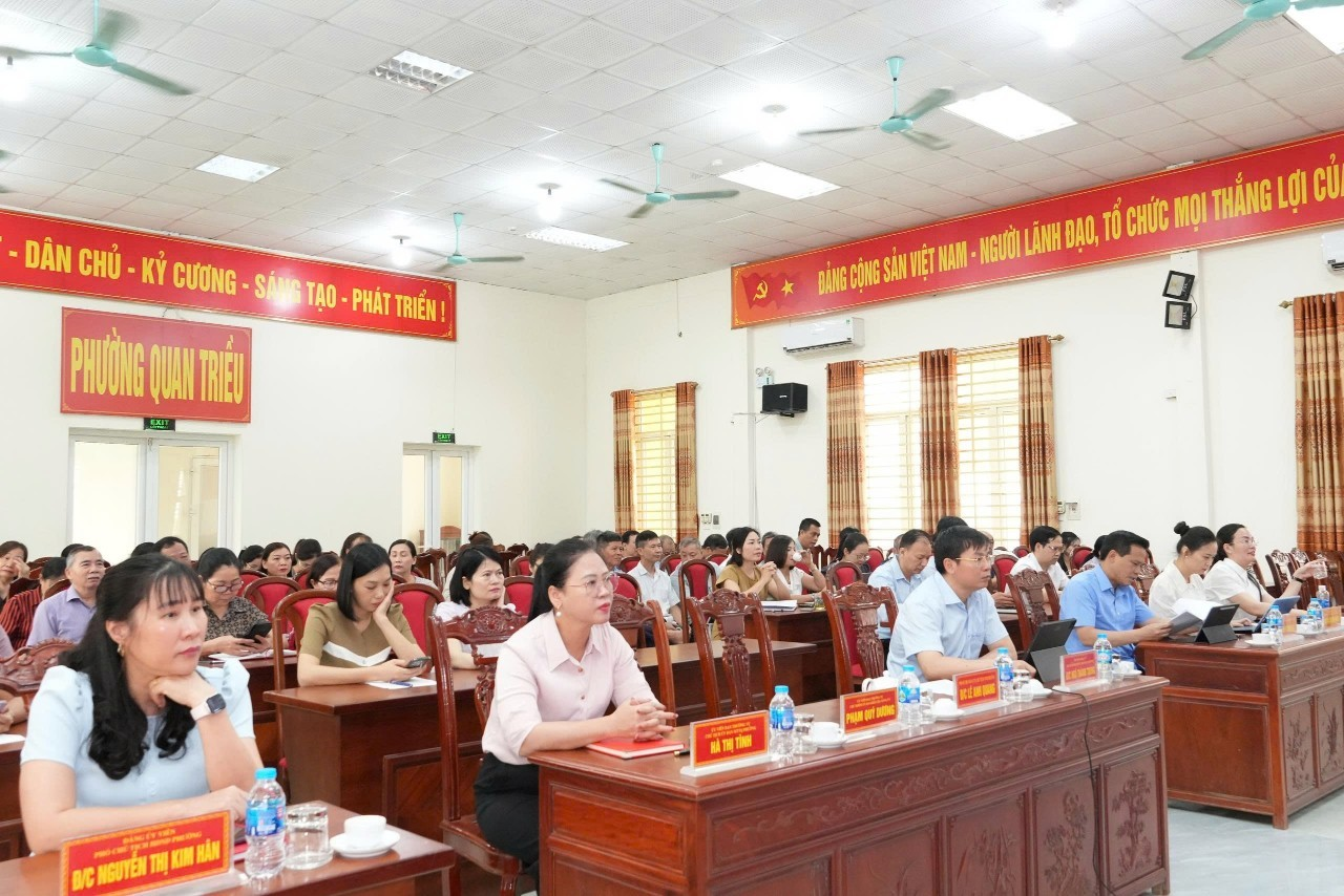 Phường Quan Triều dự Hội nghị trực tuyến về phân cấp, phân quyền cho cơ sở và giao ban với Đảng bộ các xã, phường