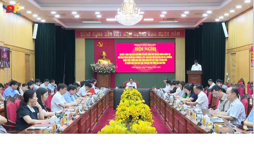Hội nghị trực tuyến sơ kết 1 năm vận hành mô hình tổ chức tổng thể của hệ thống chính trị, mô hình chính quyền địa phương 2 cấp; giao ban với Đảng bộ các xã, phường; quán triệt, triển khai việc thực hiện sắp xếp thôn, tổ dân phố và Hội nghị triển khai xóa nhà tạm, nhà dột nát trên địa bàn tỉnh.