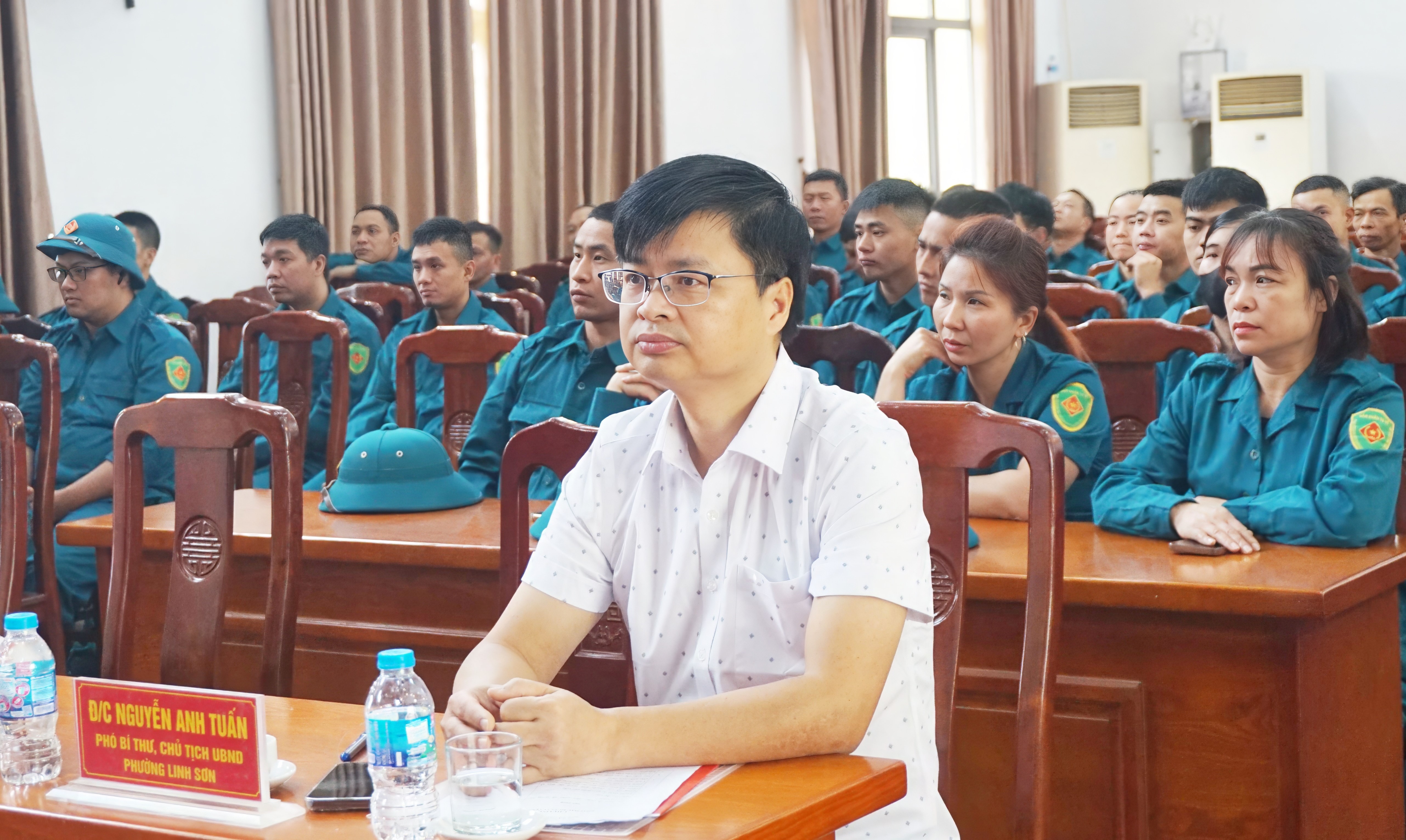Anh-tin-bai