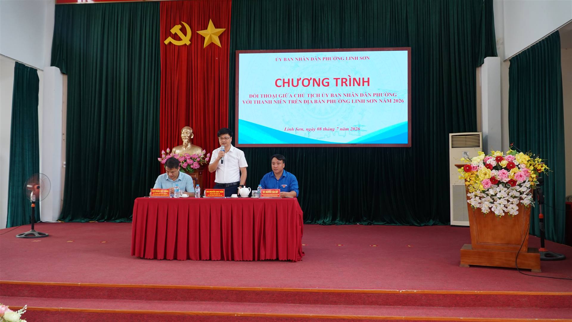 Anh-tin-bai