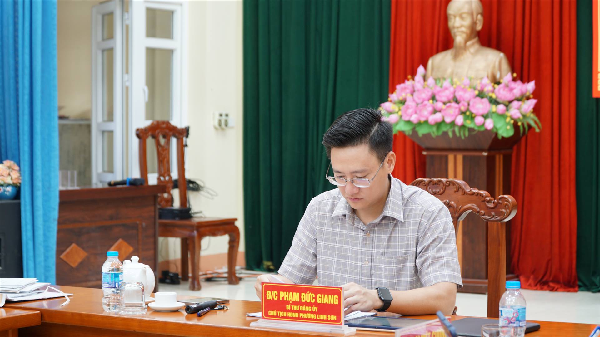 Anh-tin-bai