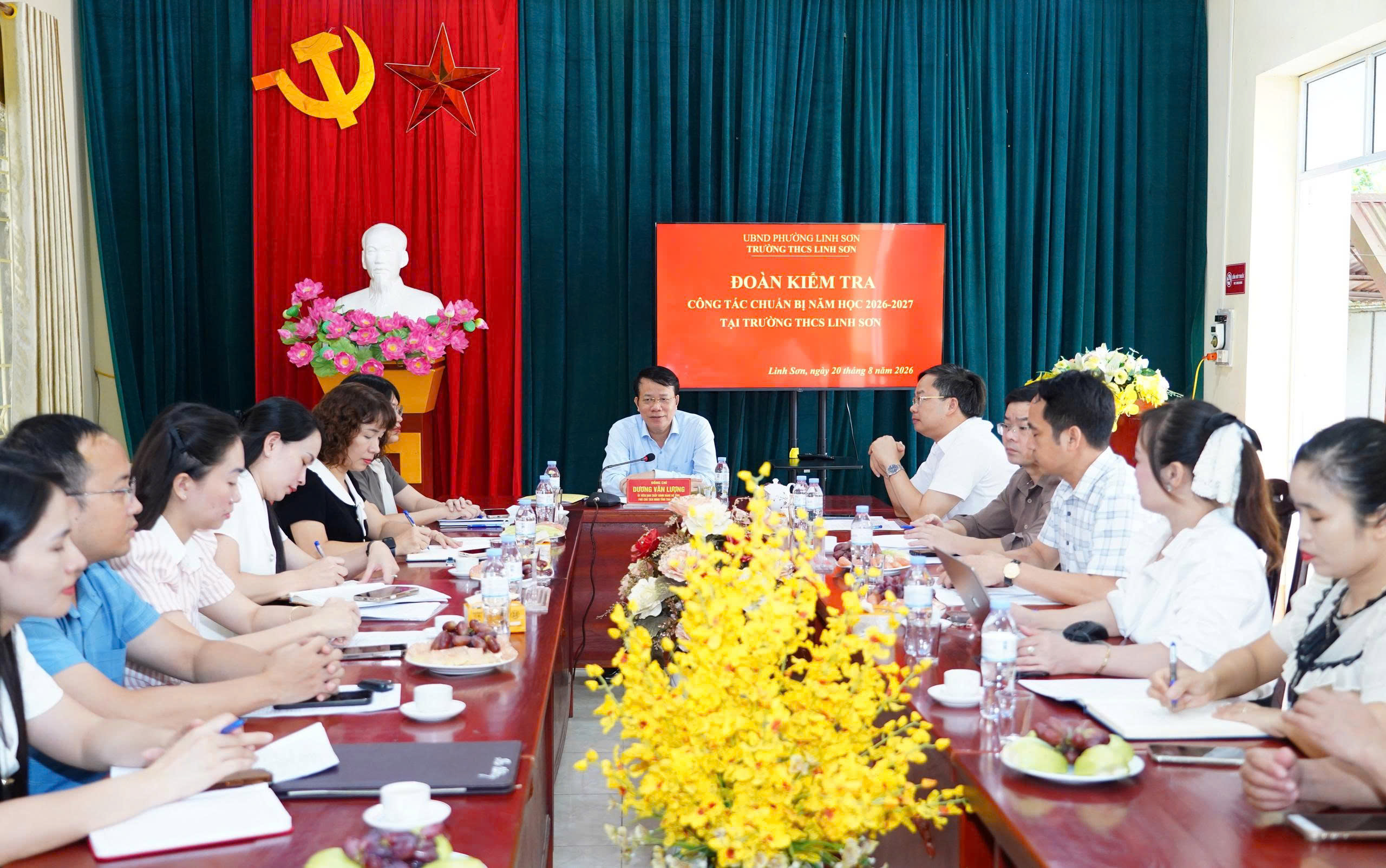 Anh-tin-bai