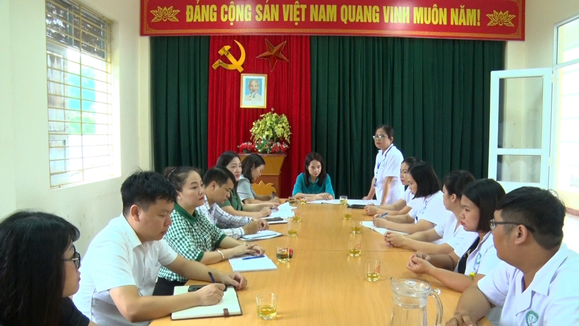 Anh-tin-bai