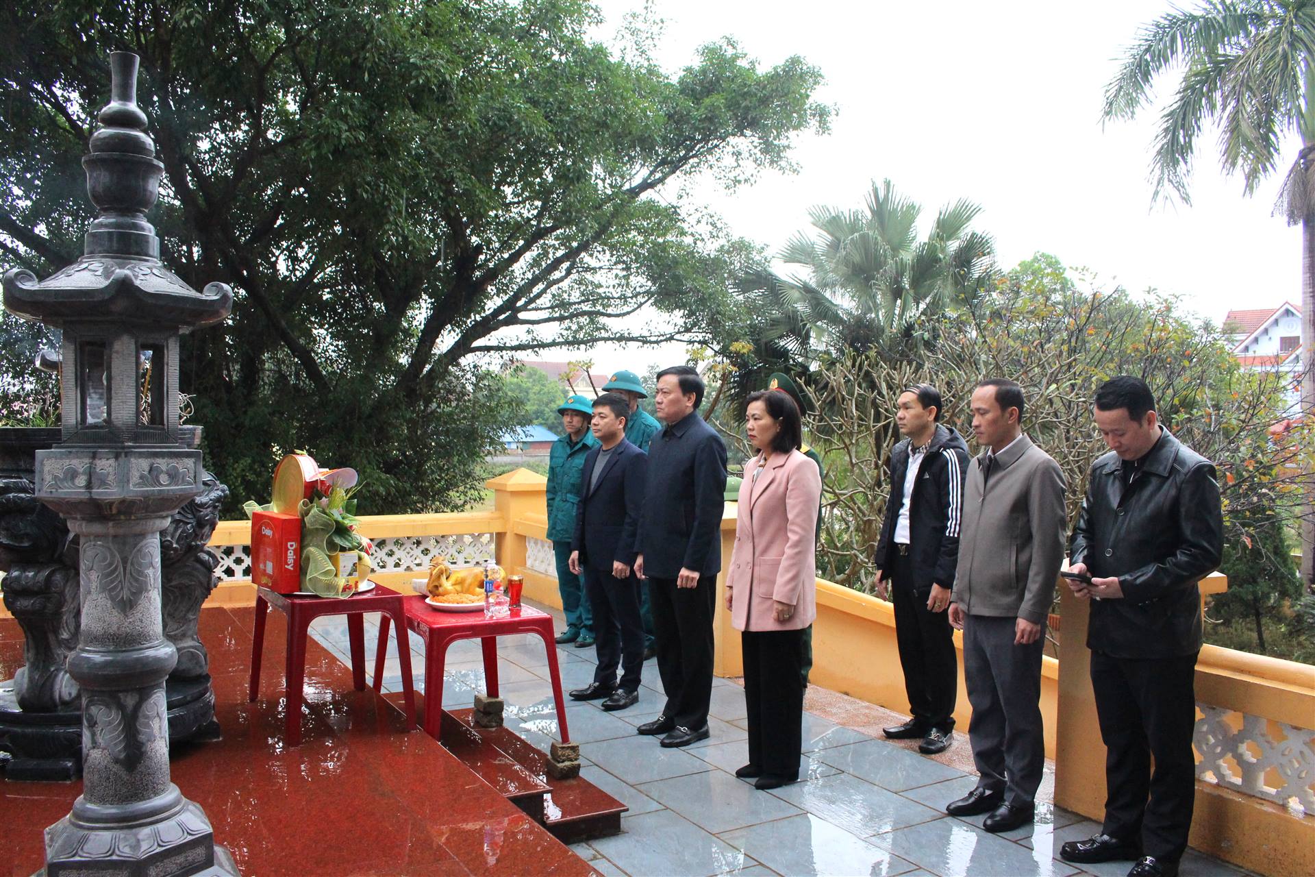 Anh-tin-bai