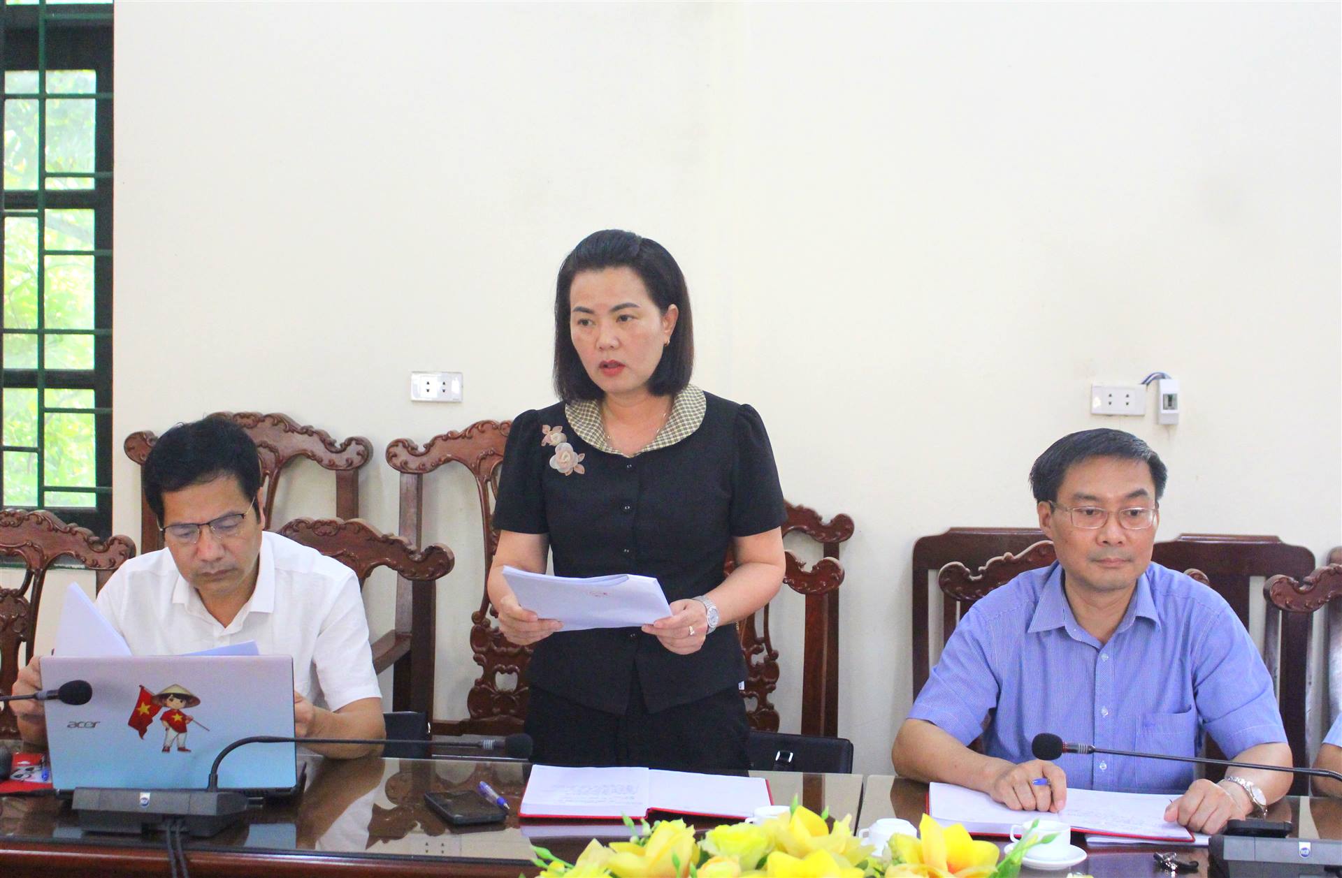 Anh-tin-bai