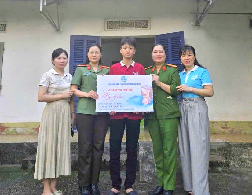 Anh-tin-bai